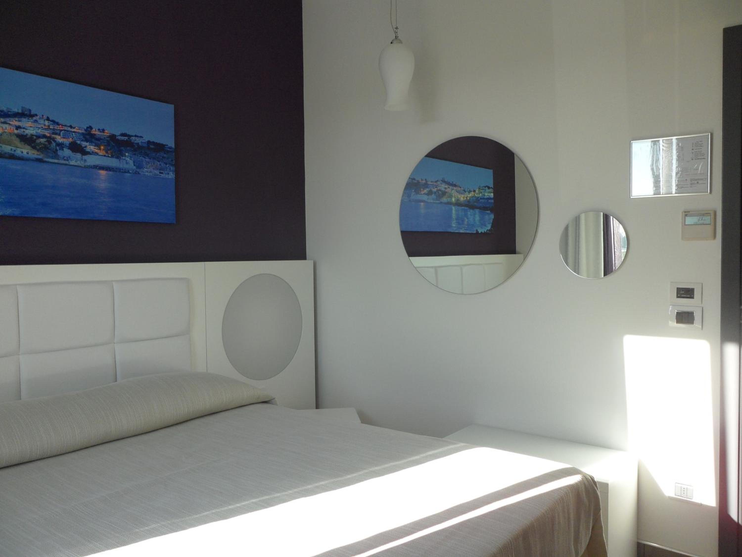 Triple Room - Photo 10