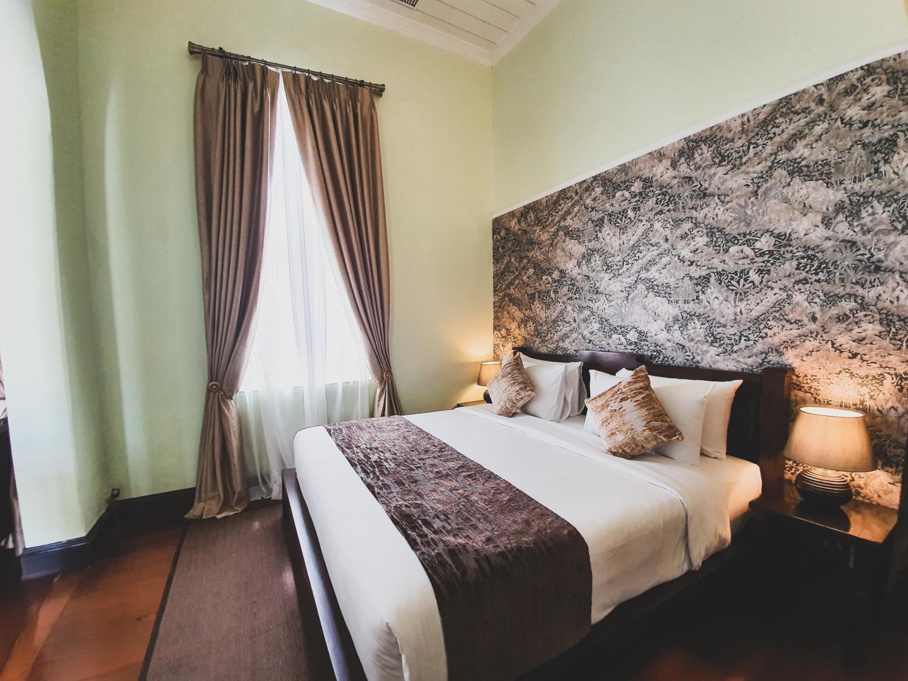 Chao Phraya Suite with Afternoon Tea photo 3