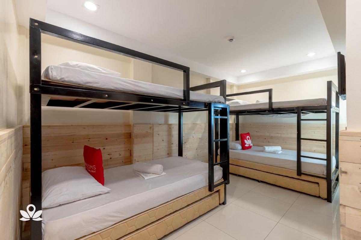 Mixed Dormitory Room photo 1