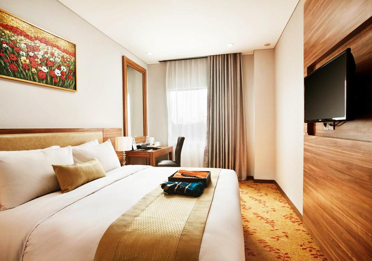 Superior King Room photo 2