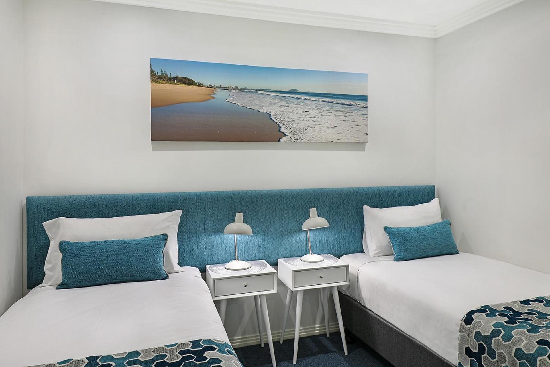 Superior Two-Bedroom Apartment with Partial Water View photo 3