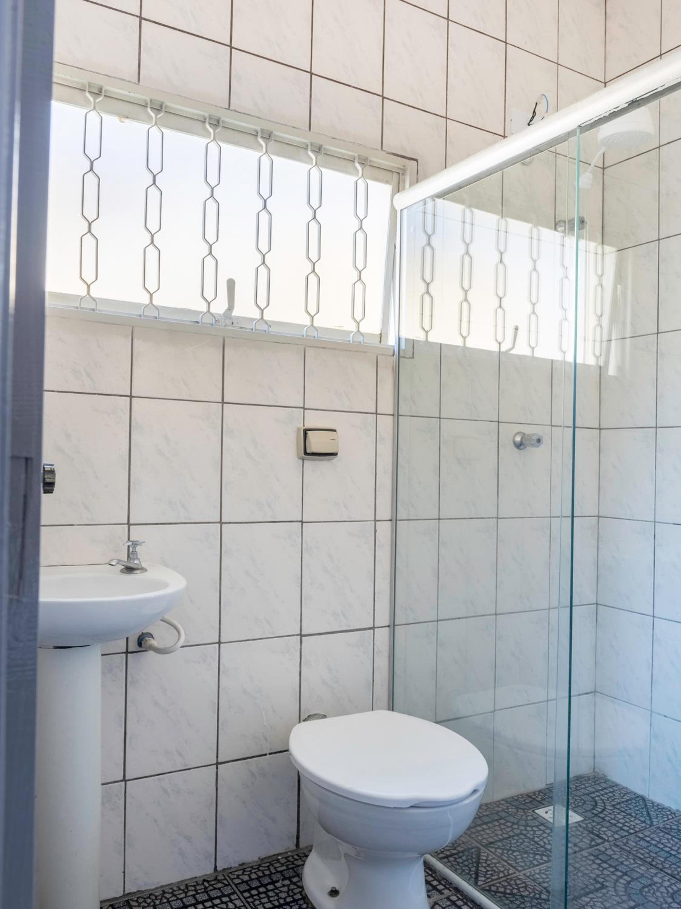 Triple Room with Private Bathroom - Photo 5