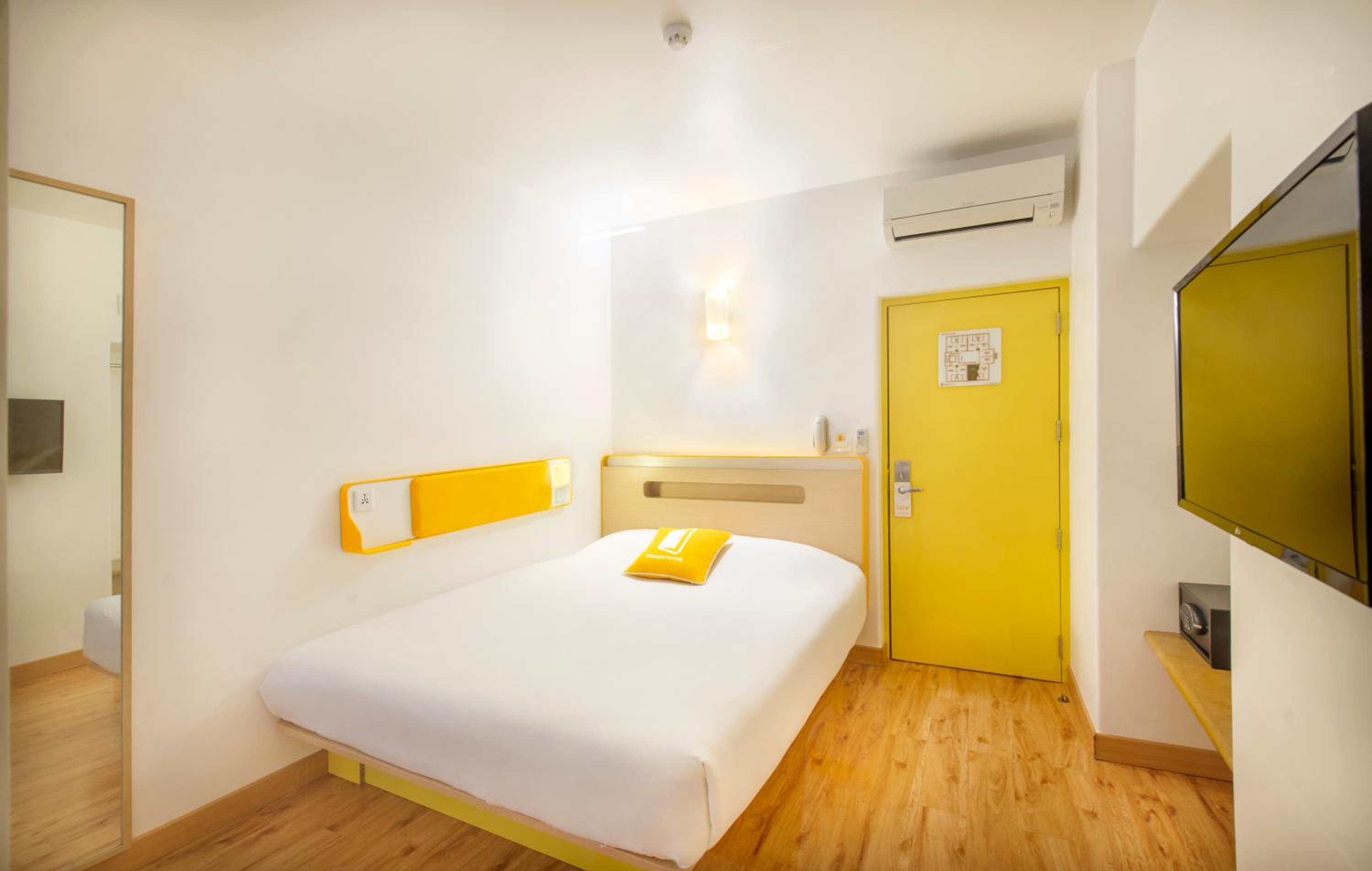 Standard King Room