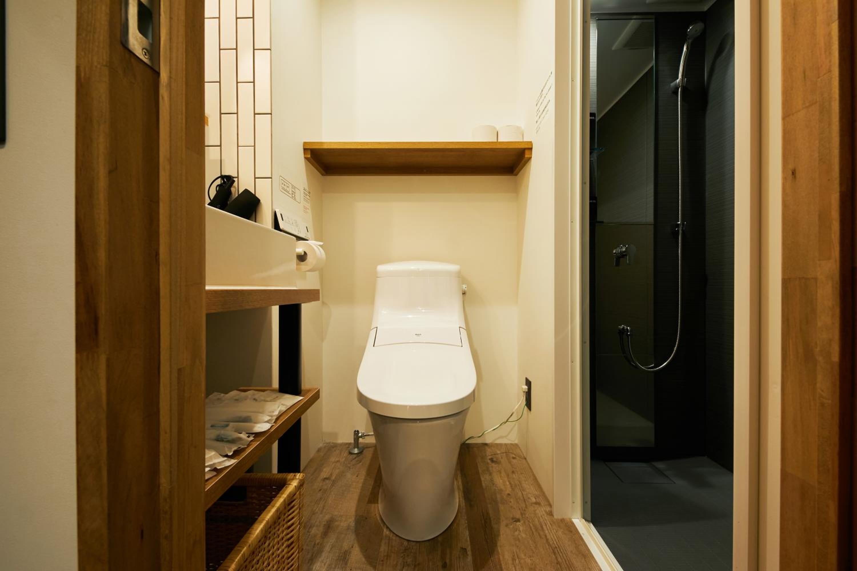 Family Studio - No Cleaning for Consecutive Night Stays - Photo 6