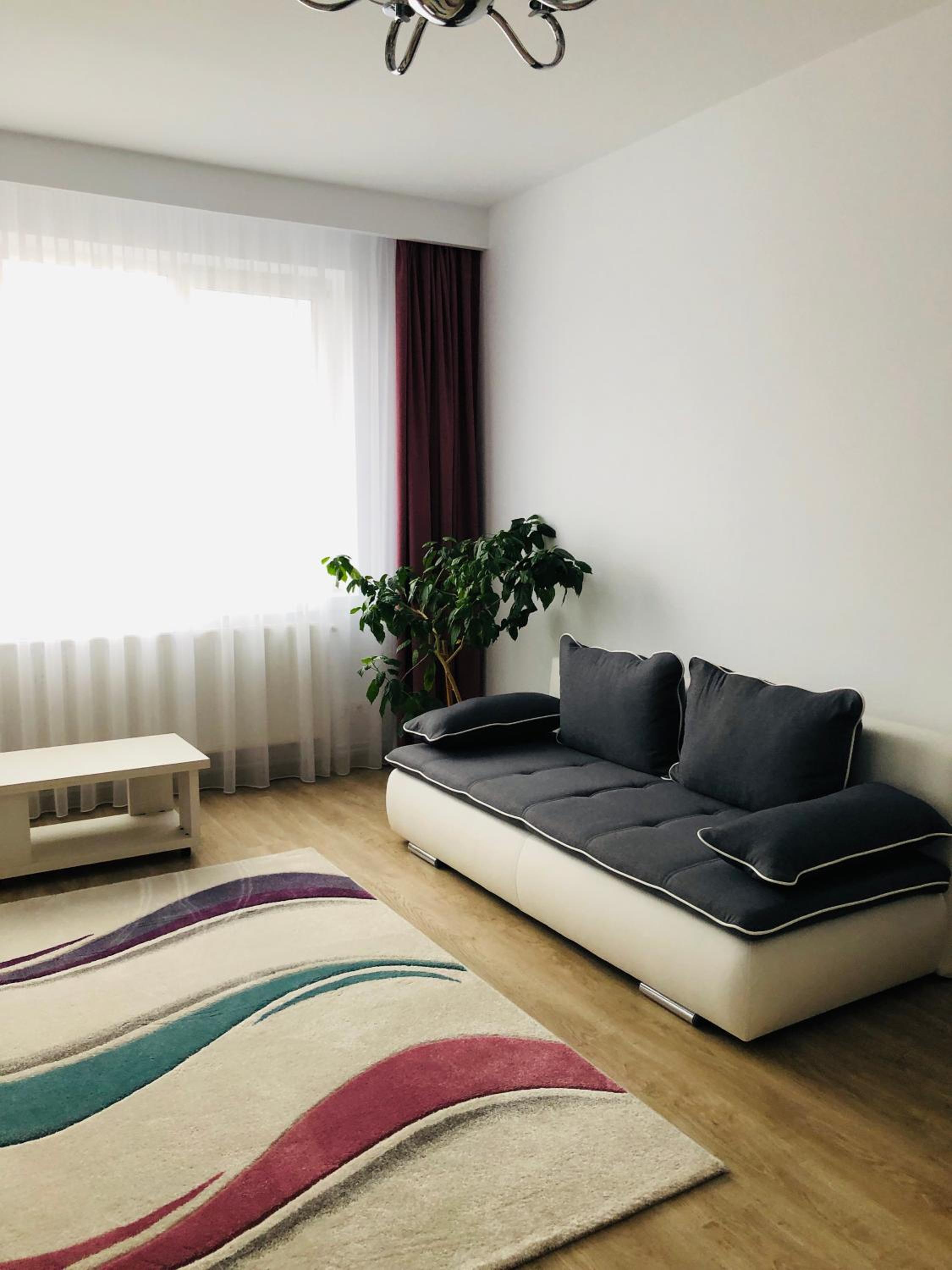 One-Bedroom Apartment with Balcony - Photo 3