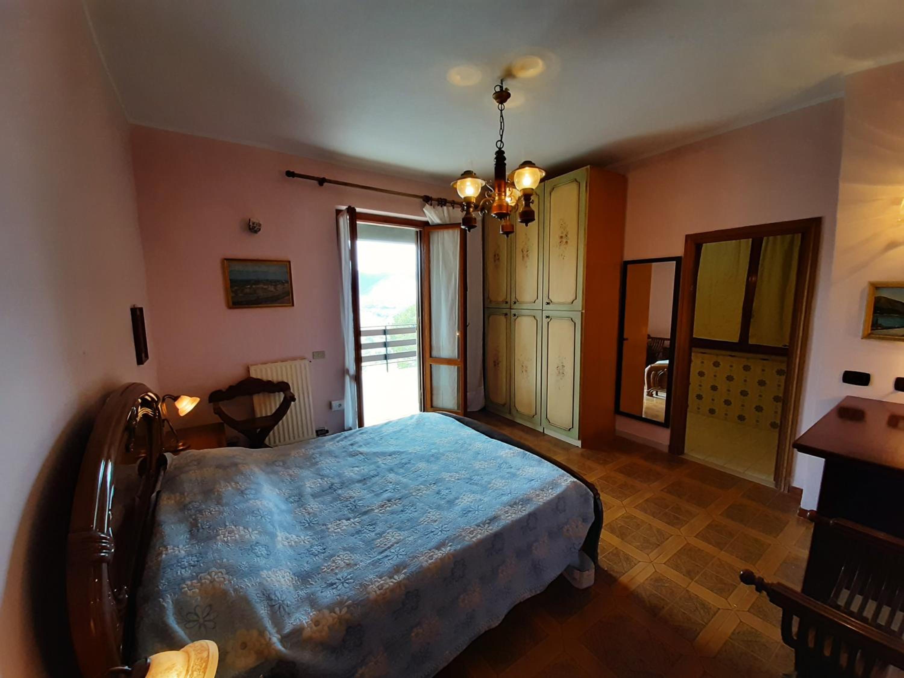 King Room with Balcony photo 1