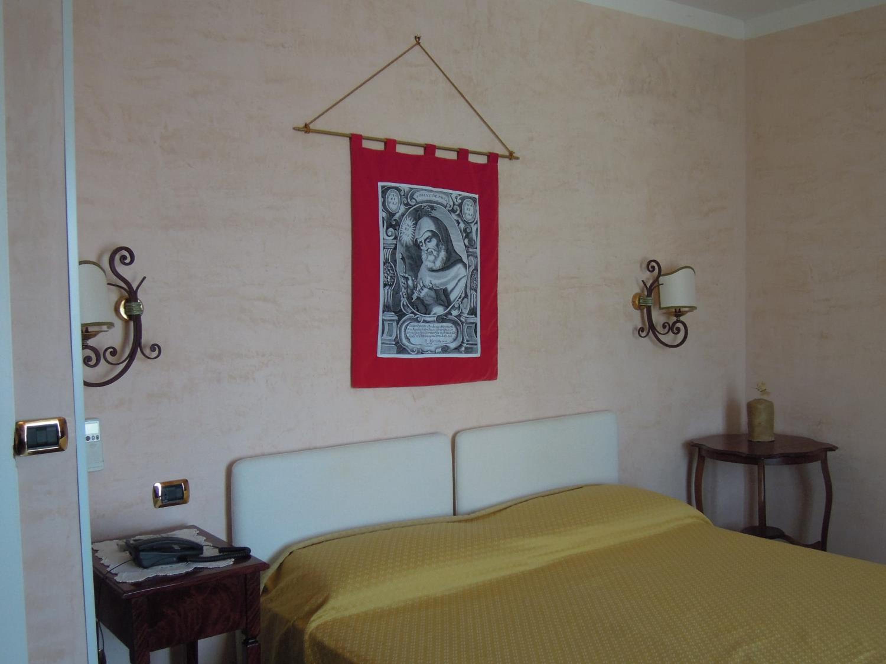 Single Room photo 1