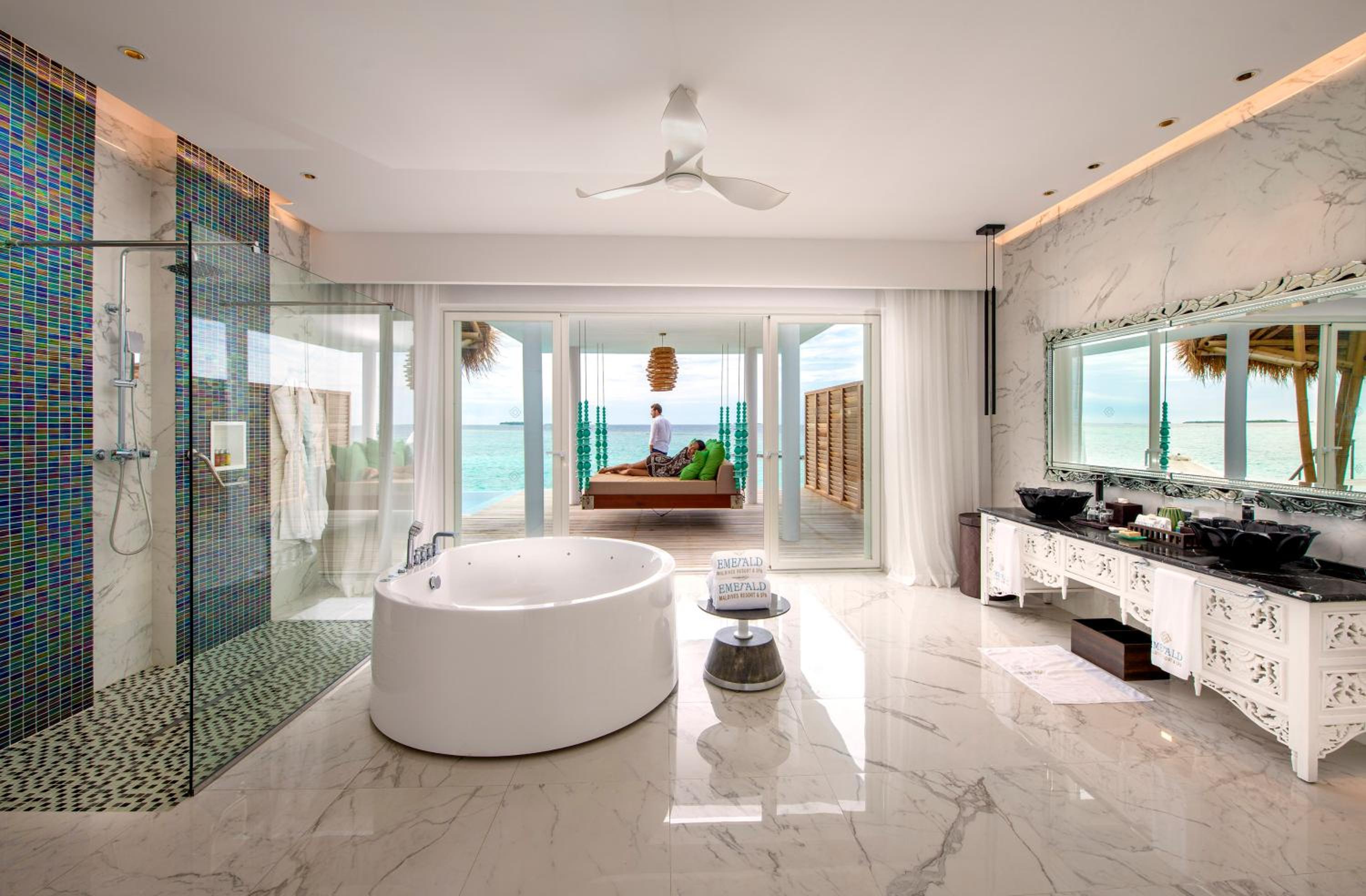Superior Water Villa with Pool - Photo 2