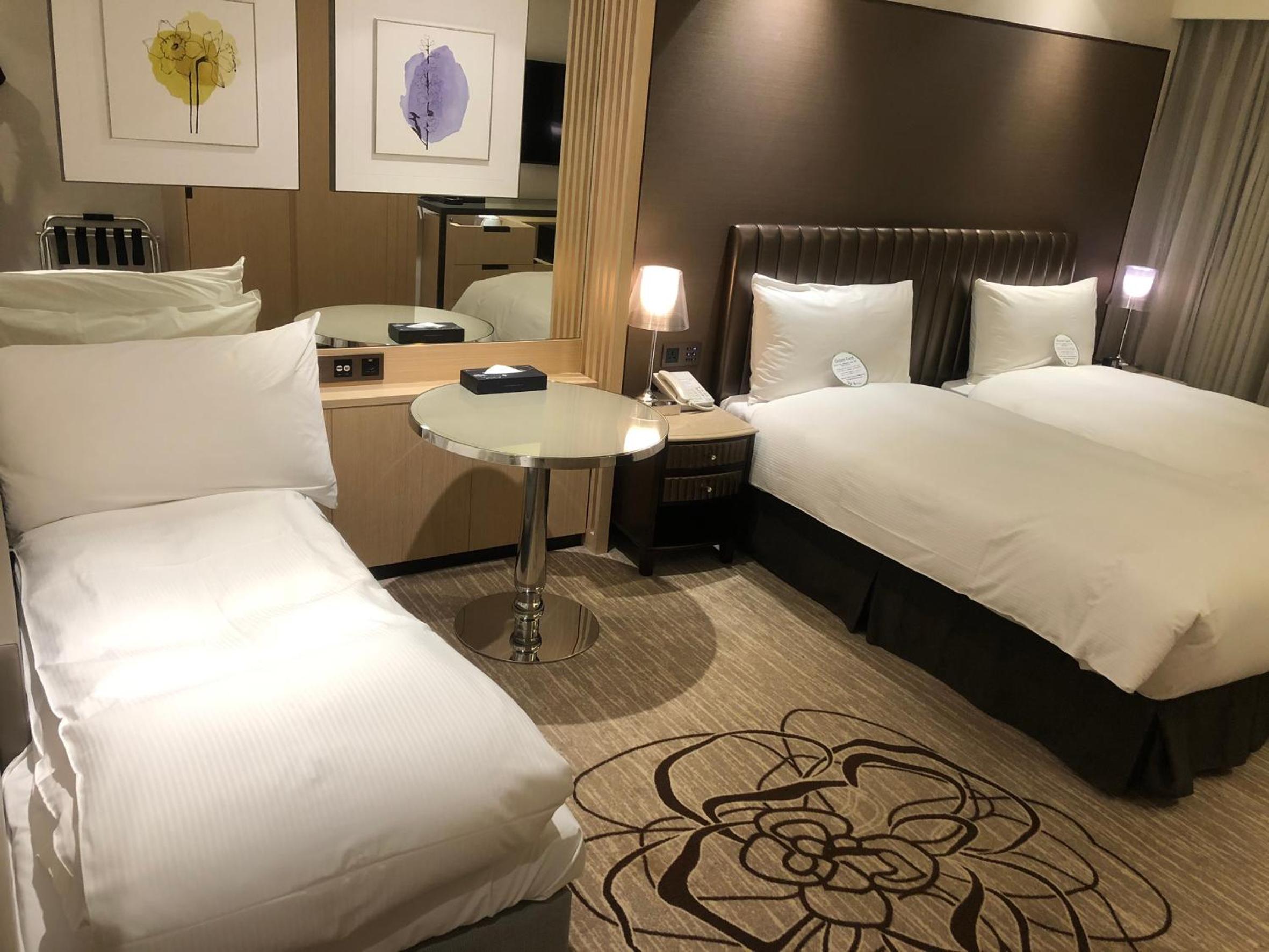 Superior Triple Room with 3 Single Beds