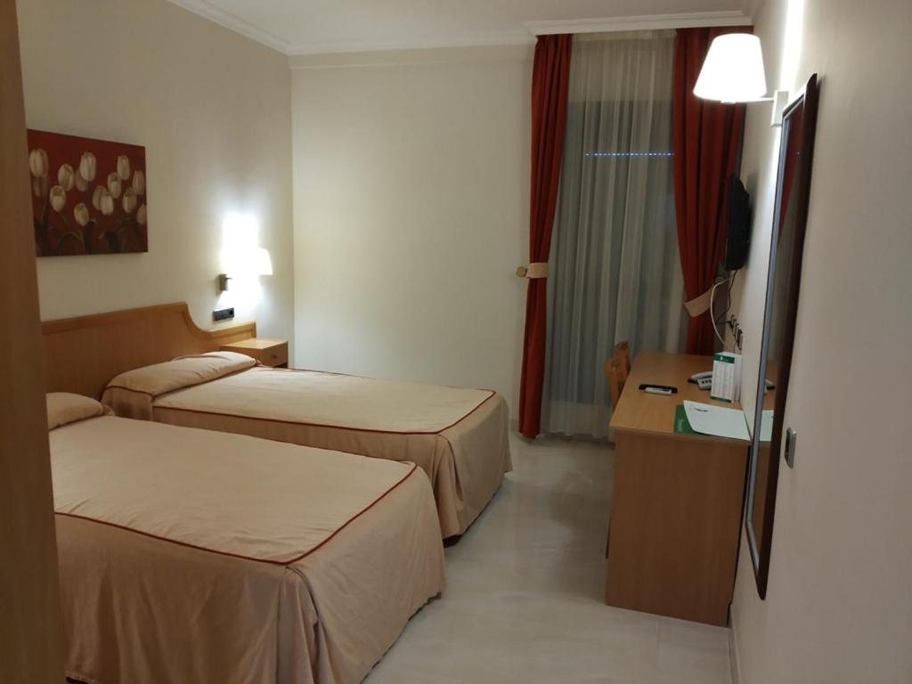 Room with View - Photo 1