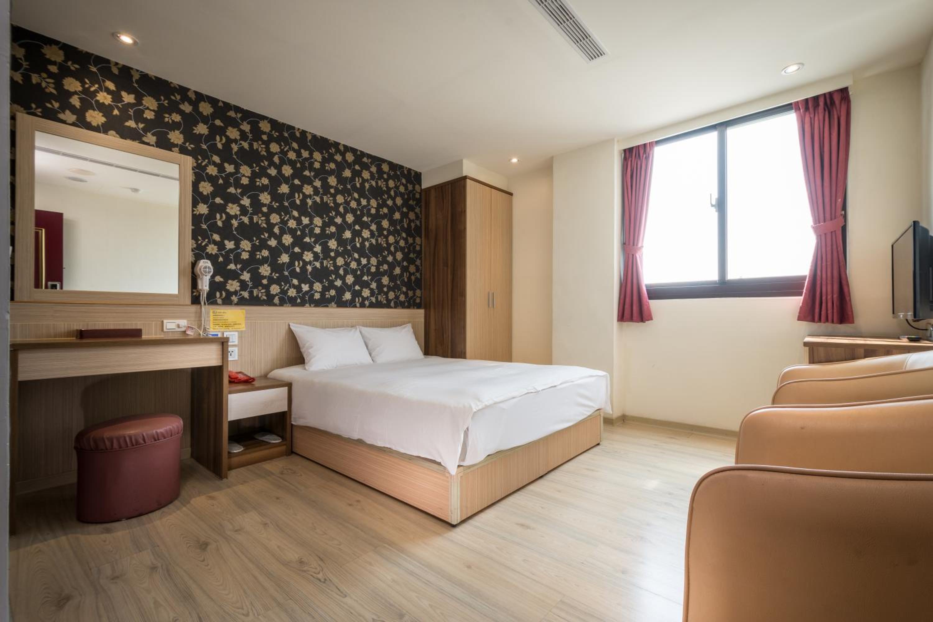 Standard Double Room - Photo 1