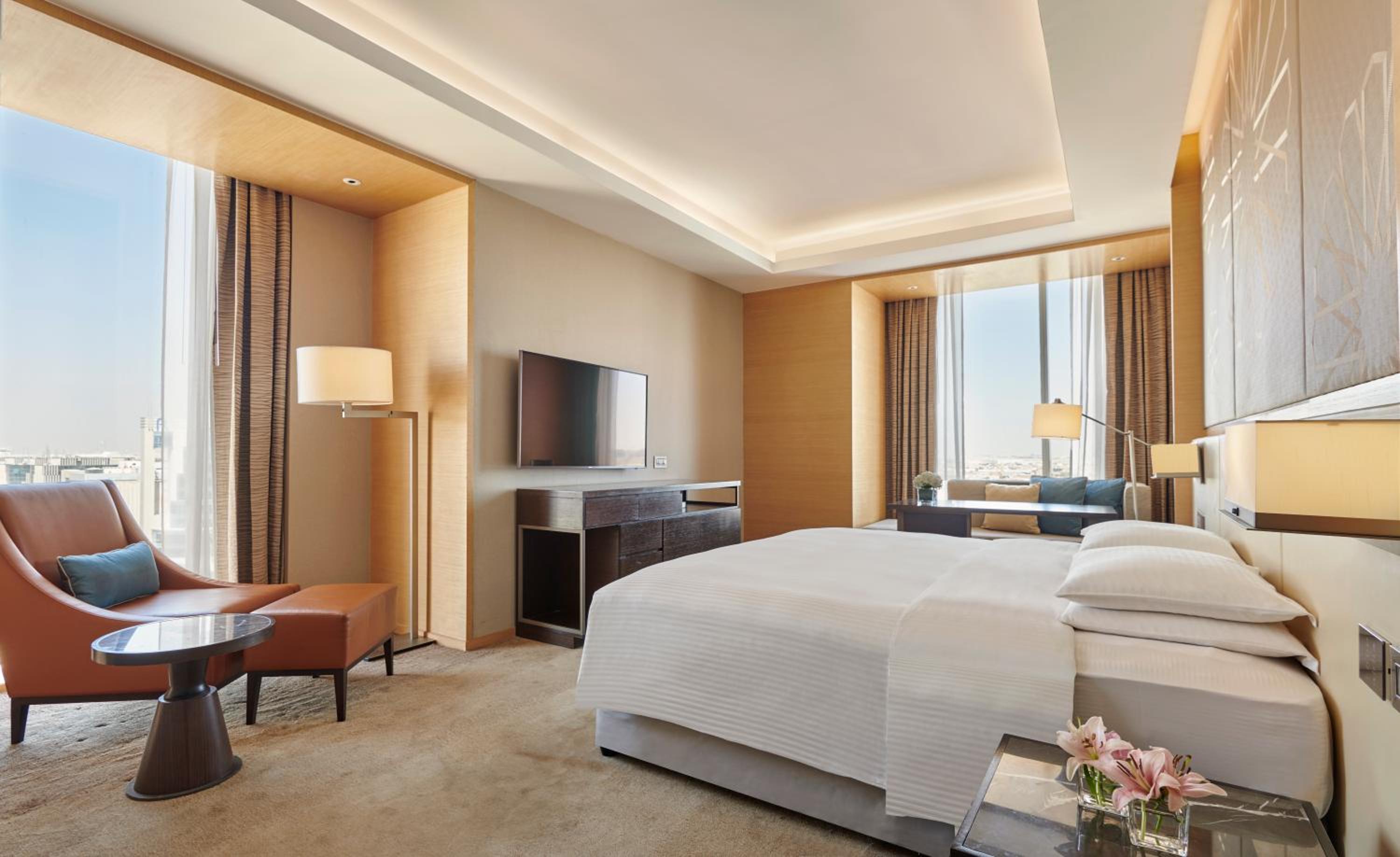 Premium King Room - Photo 1