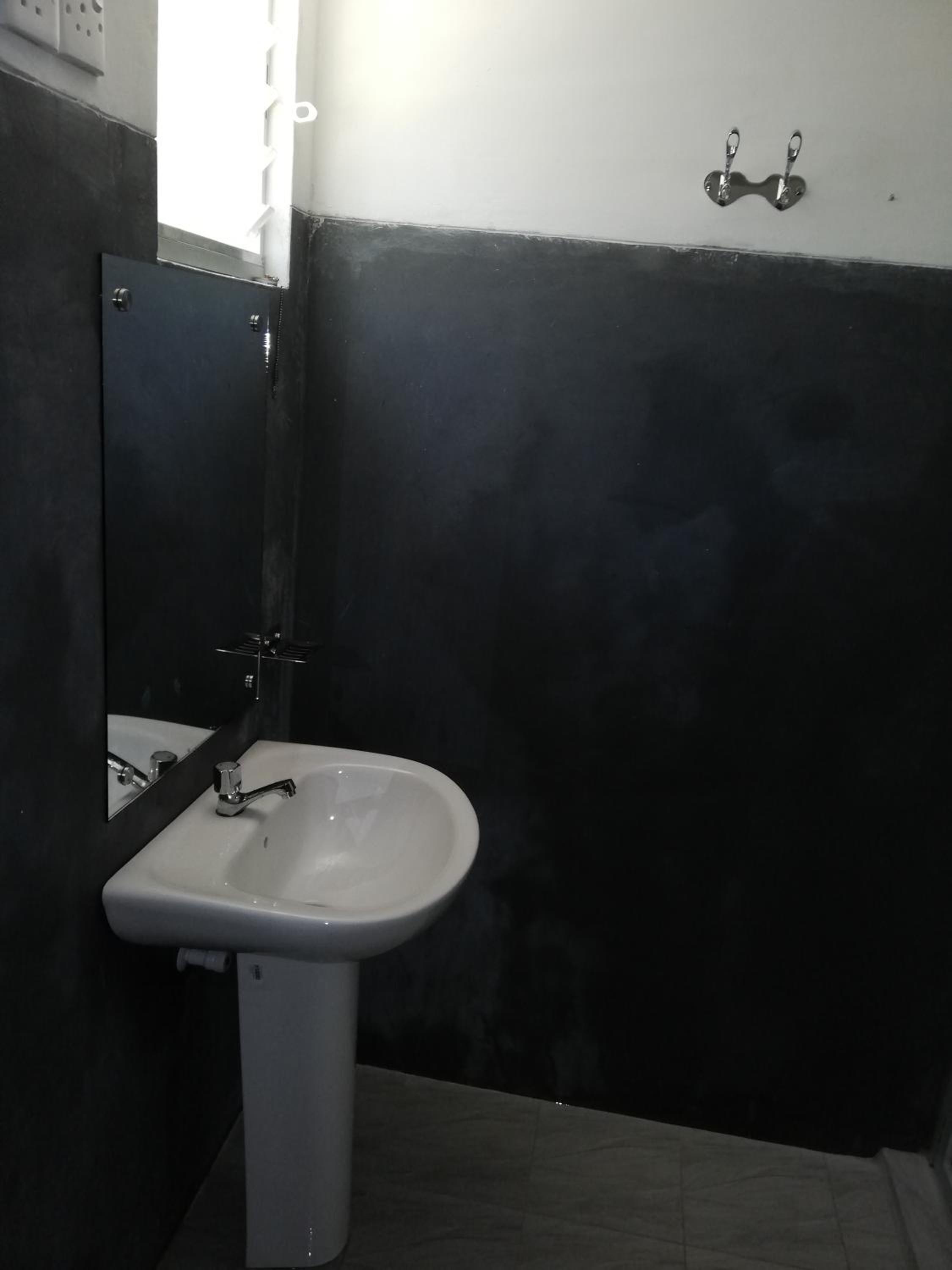 Family Room with Private Bathroom photo 3