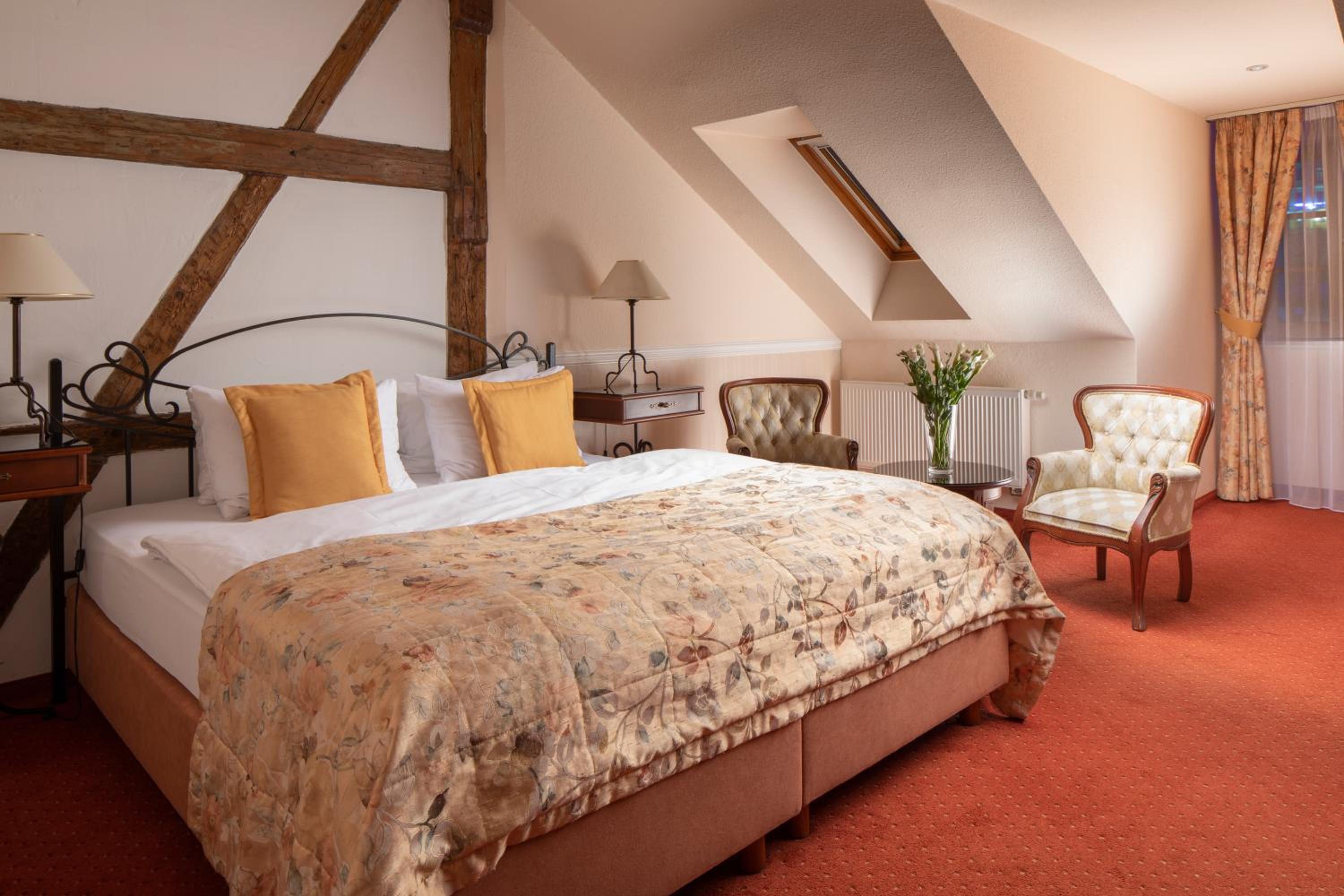 Comfort Double Room with Pool and Sauna Access photo 3