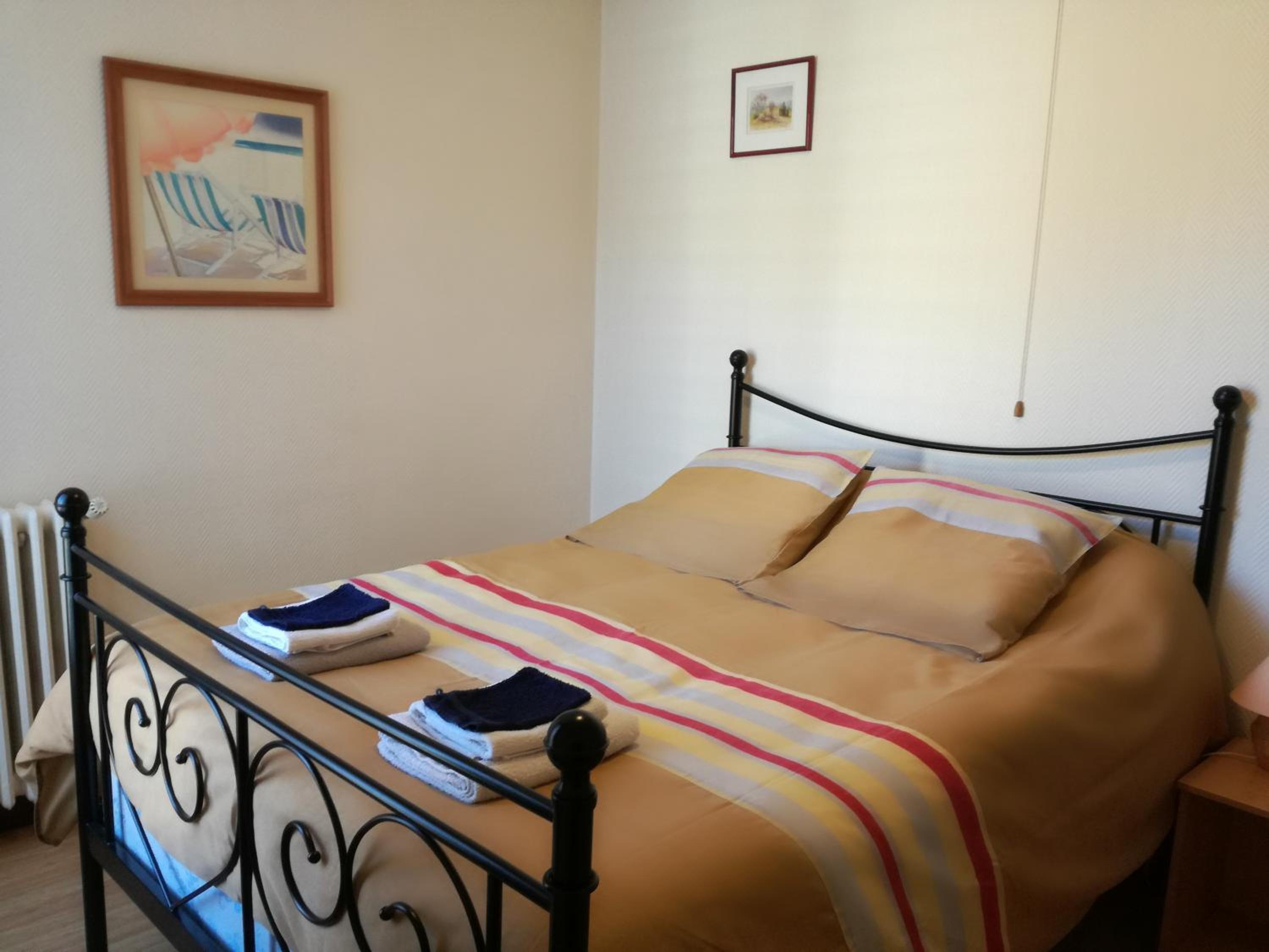 Double Room with Private Bathroom photo 1
