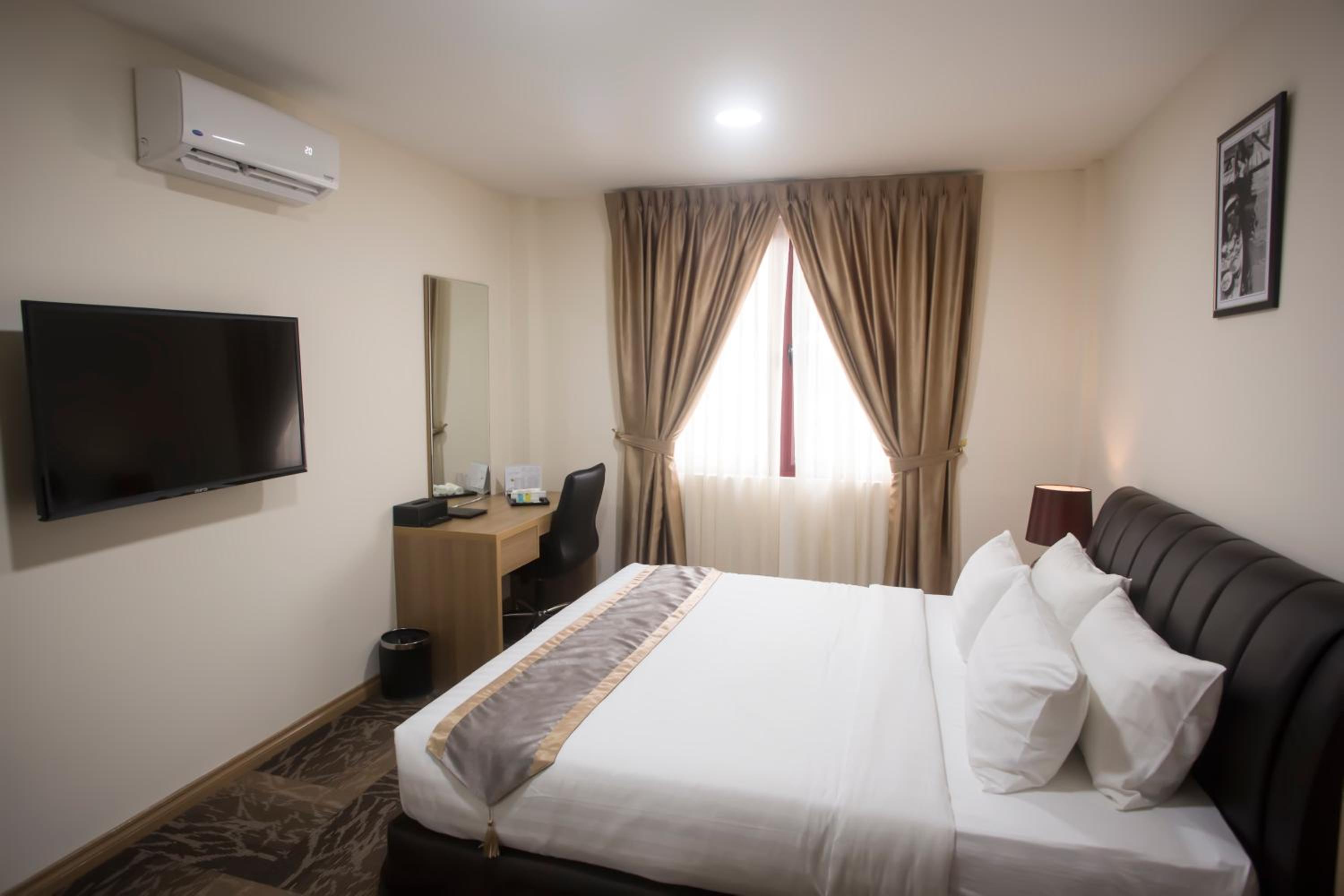 Two-Bedroom Suite photo 1