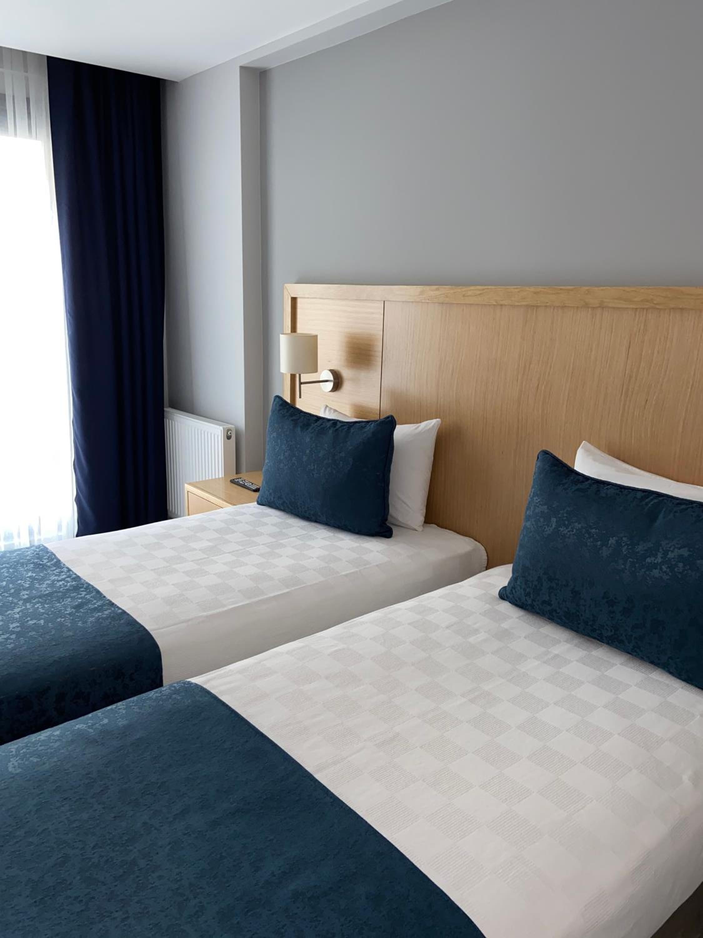 Superior Twin Room photo 2