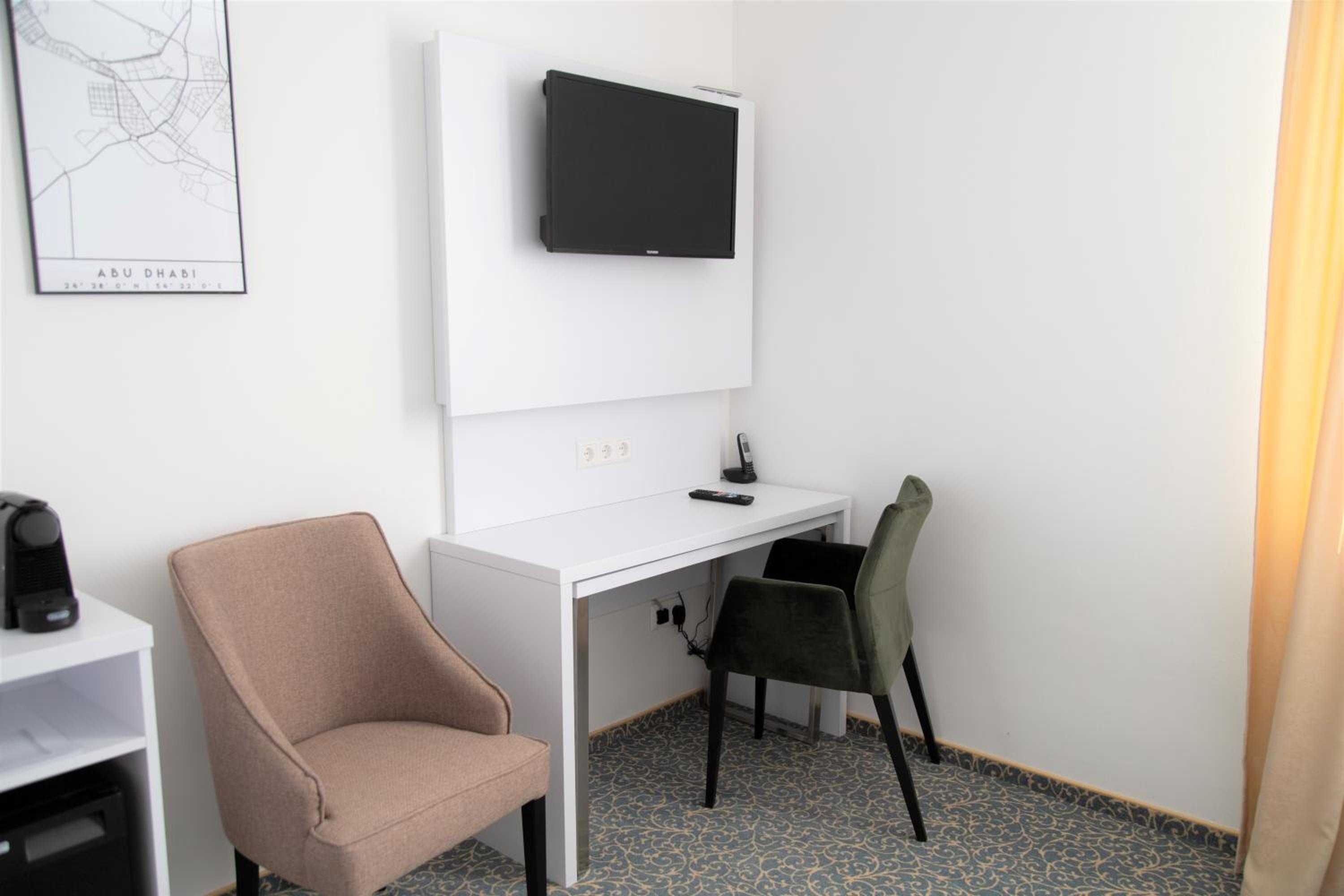 Standard Double Room - Photo 32