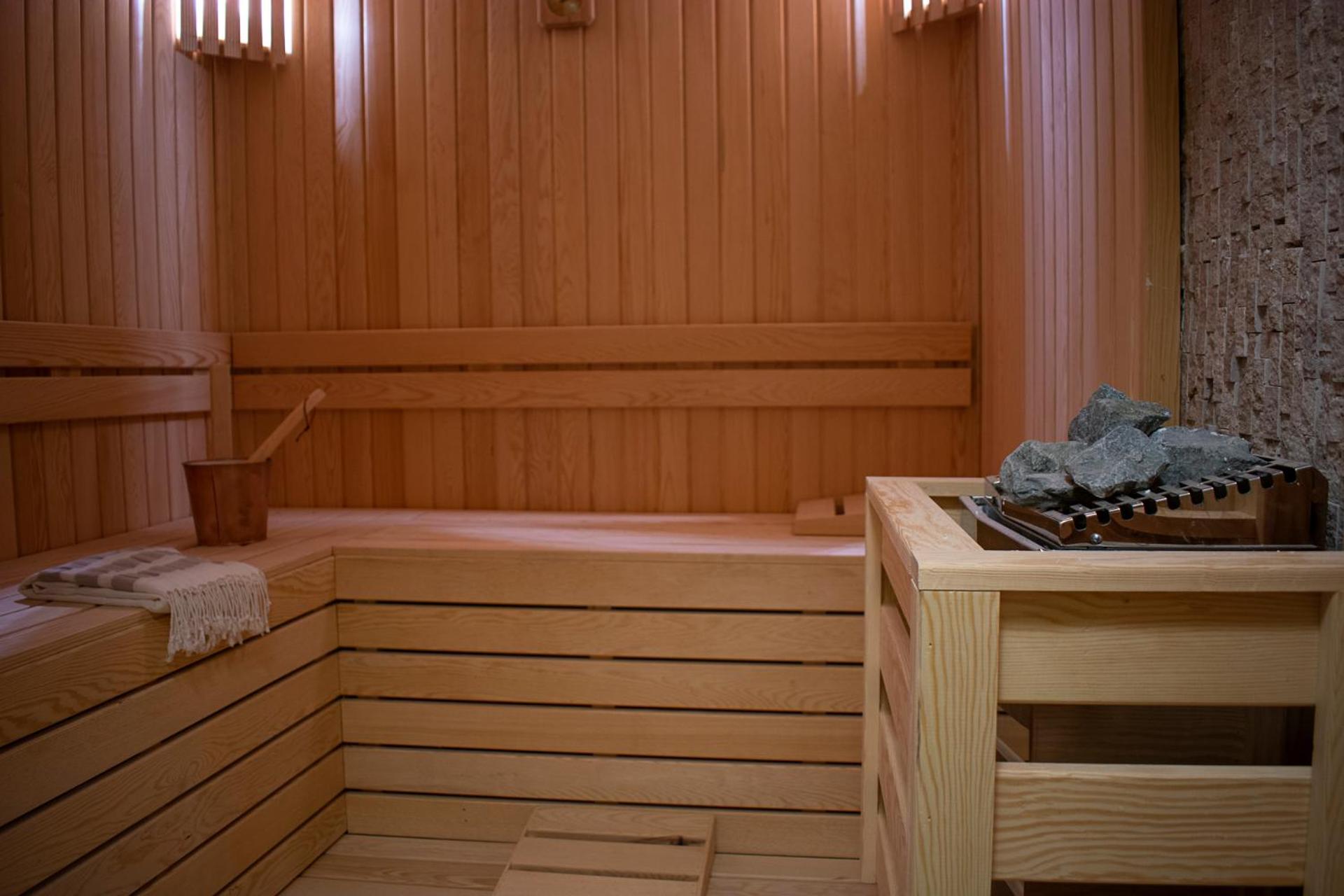 King Cave Suit with Spa Bath - Photo 16