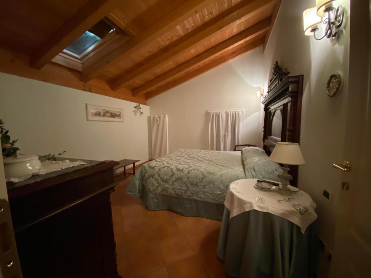 Double or Twin Room photo 1