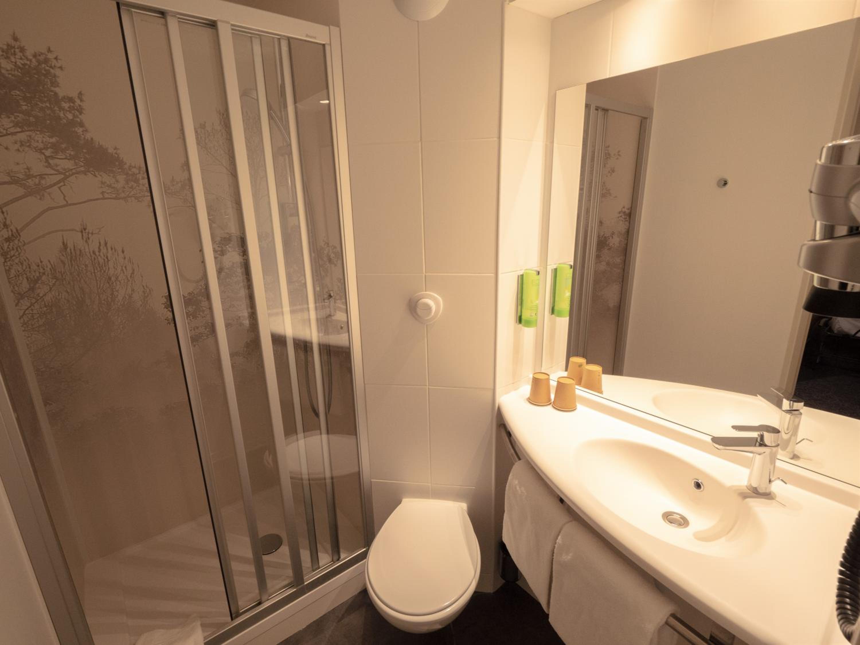 Double Room - Photo 5