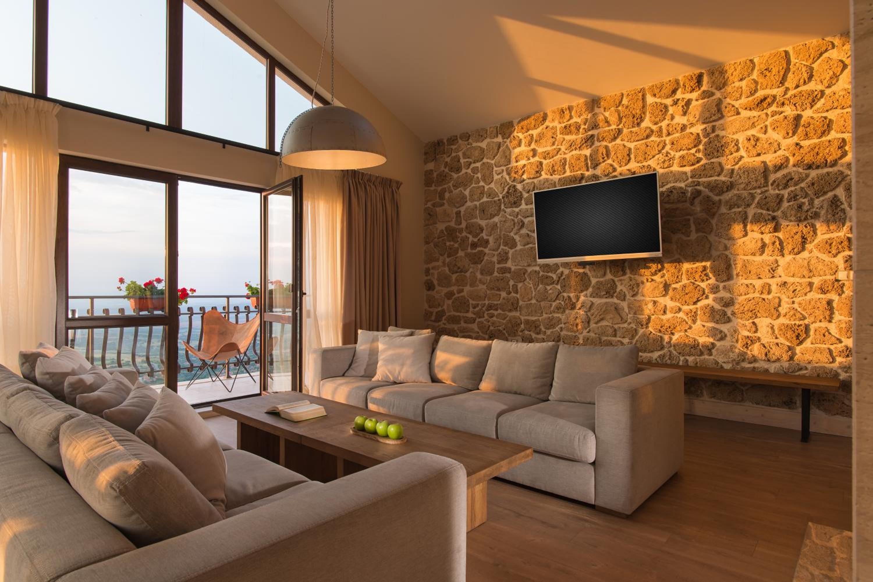 One-Bedroom Apartment - Photo 10