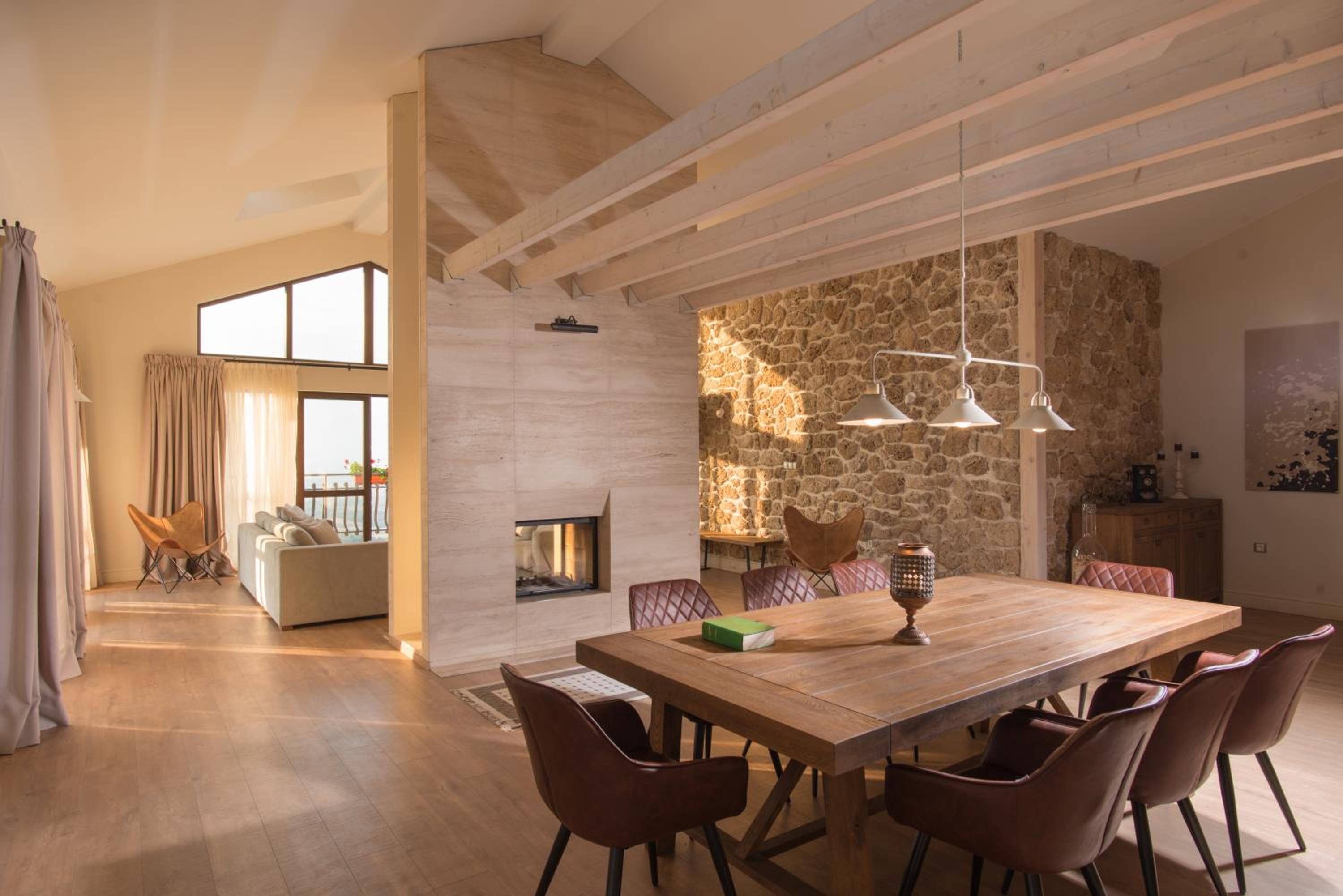 One-Bedroom Apartment - Photo 7