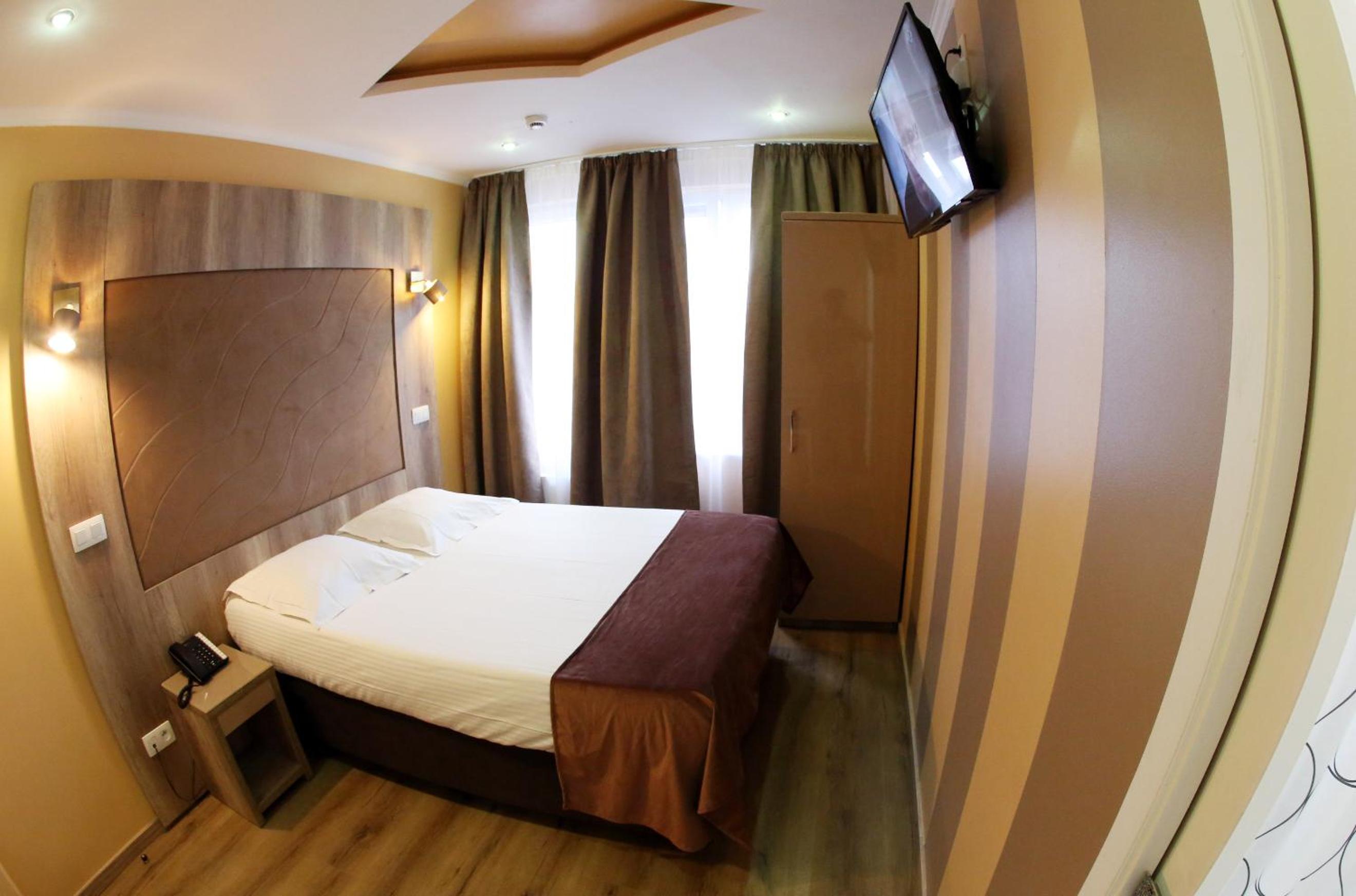 Standard Double Room photo 2
