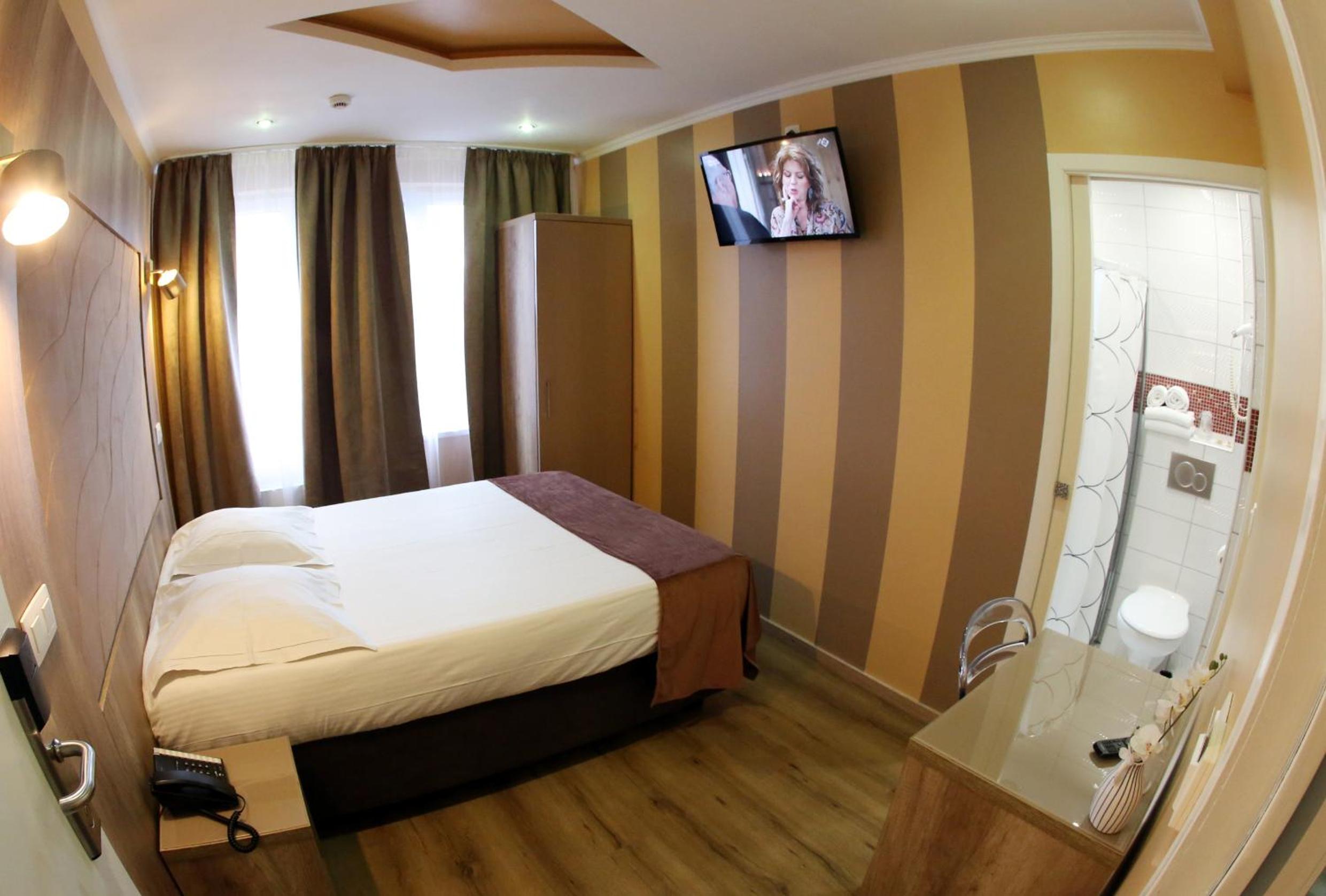 Standard Double Room photo 3