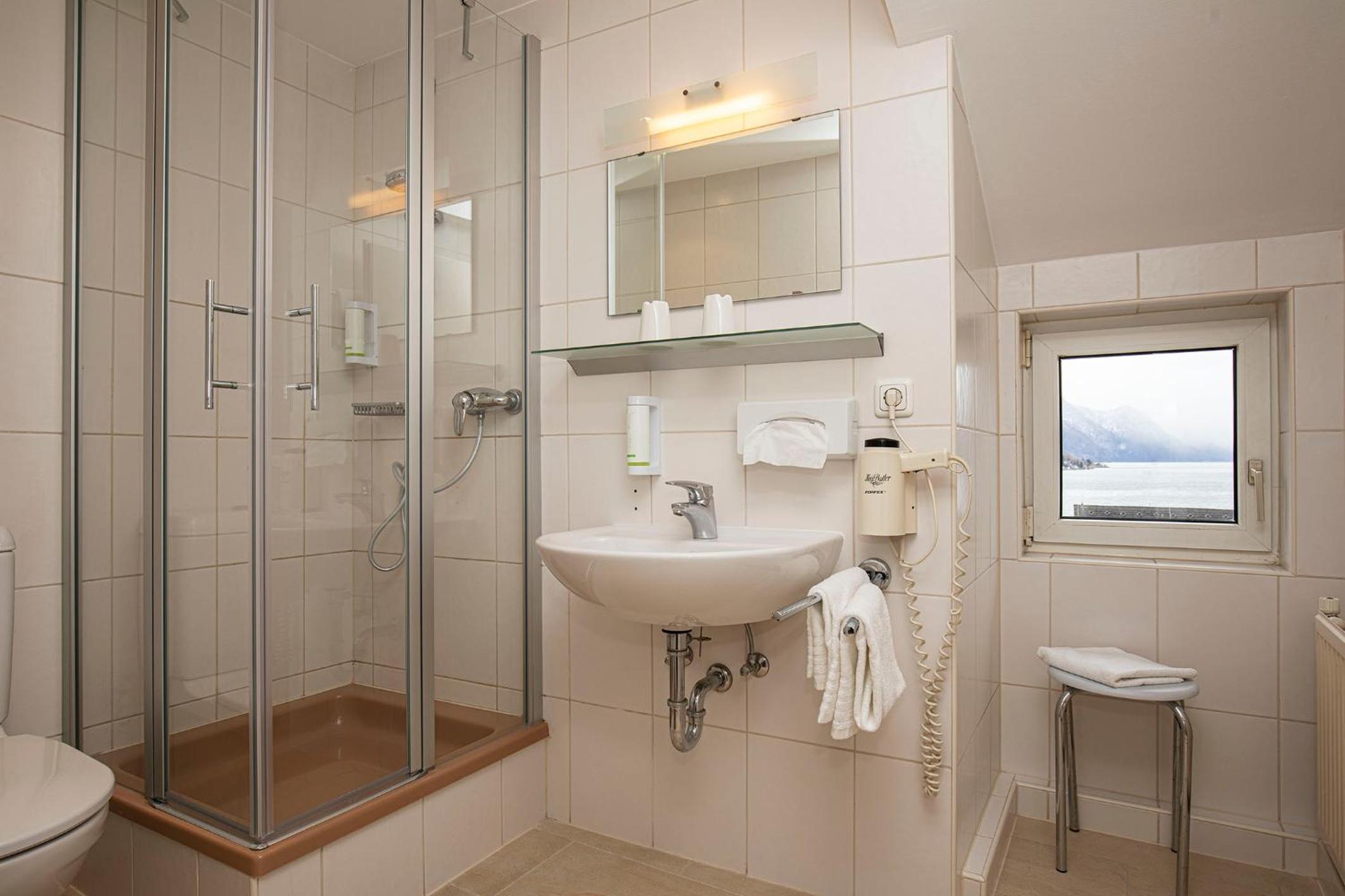 Standard Double Room - Photo 4