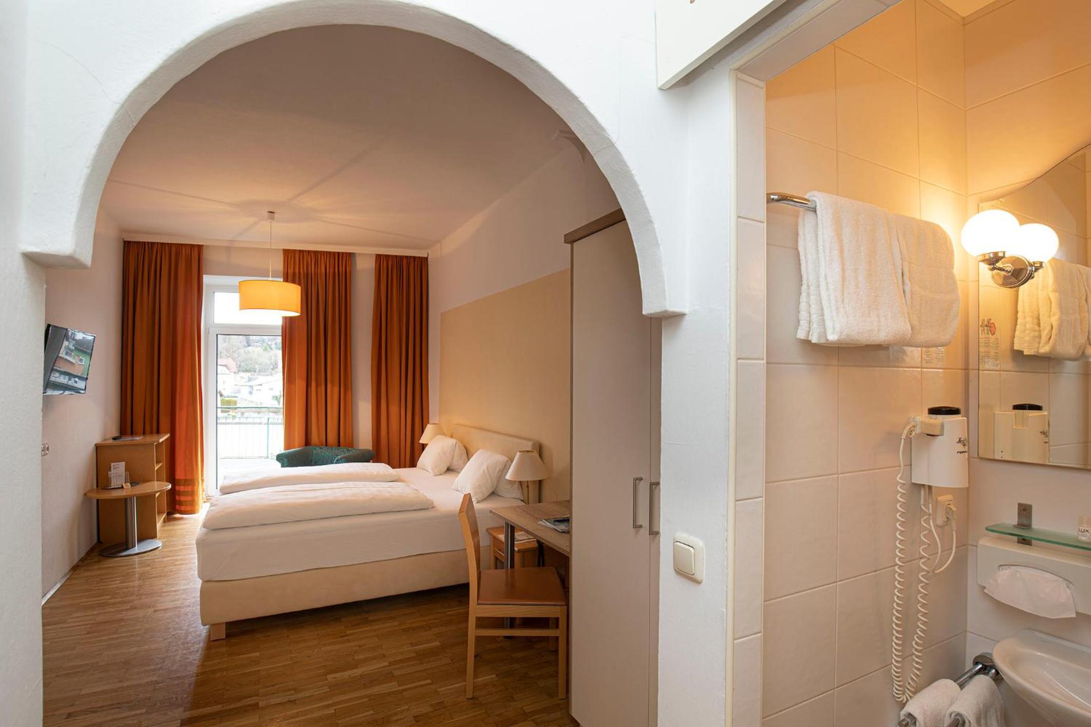 Standard Double Room - Photo 1