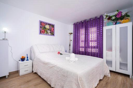 Habitación familiar con balcón