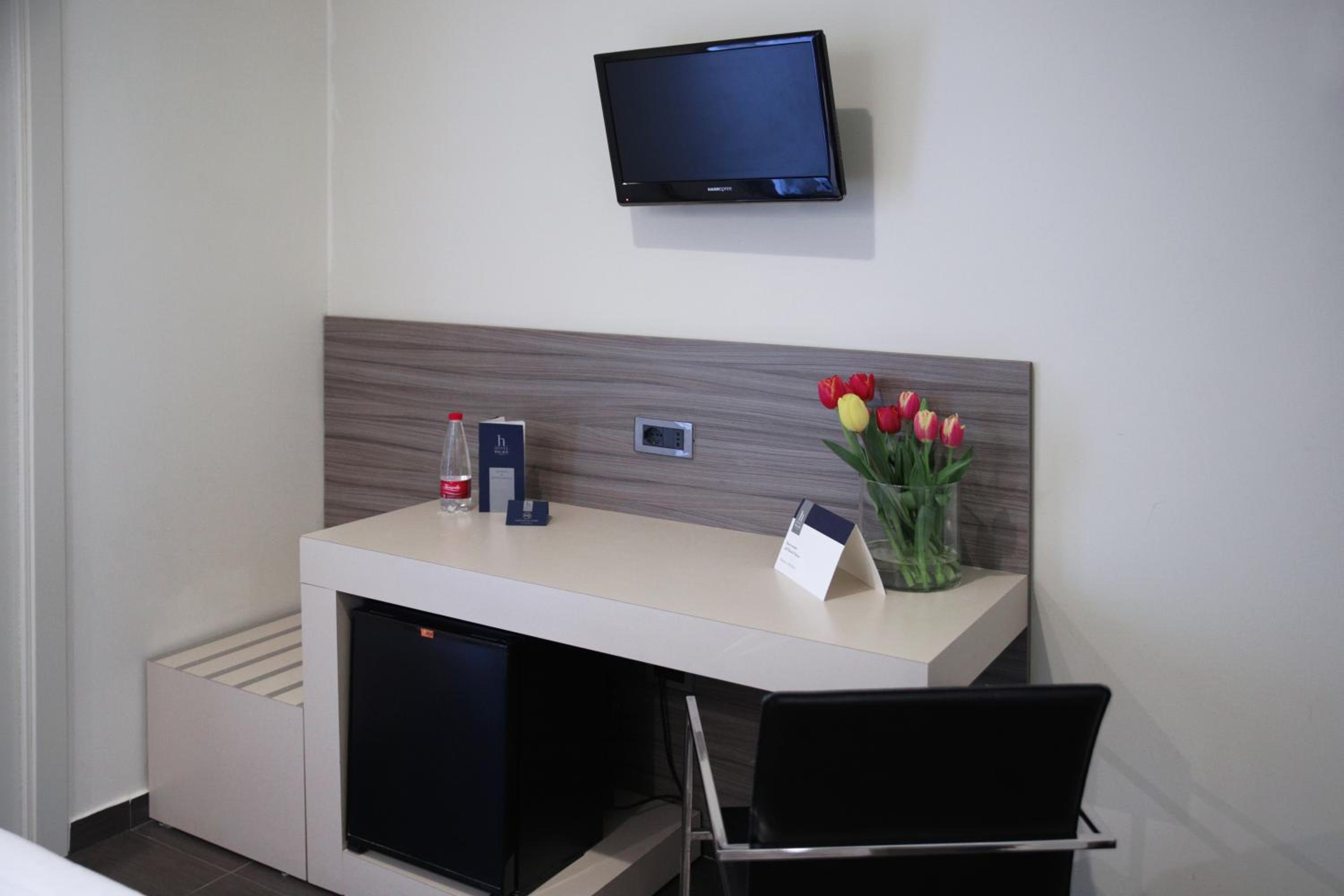 Single Room photo 3