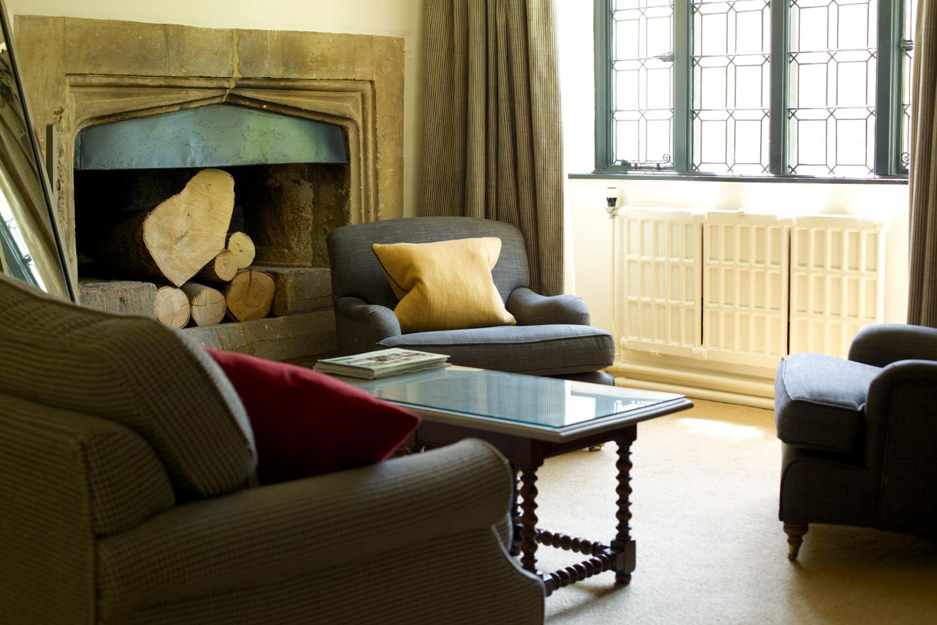 Oak Room - Photo 3