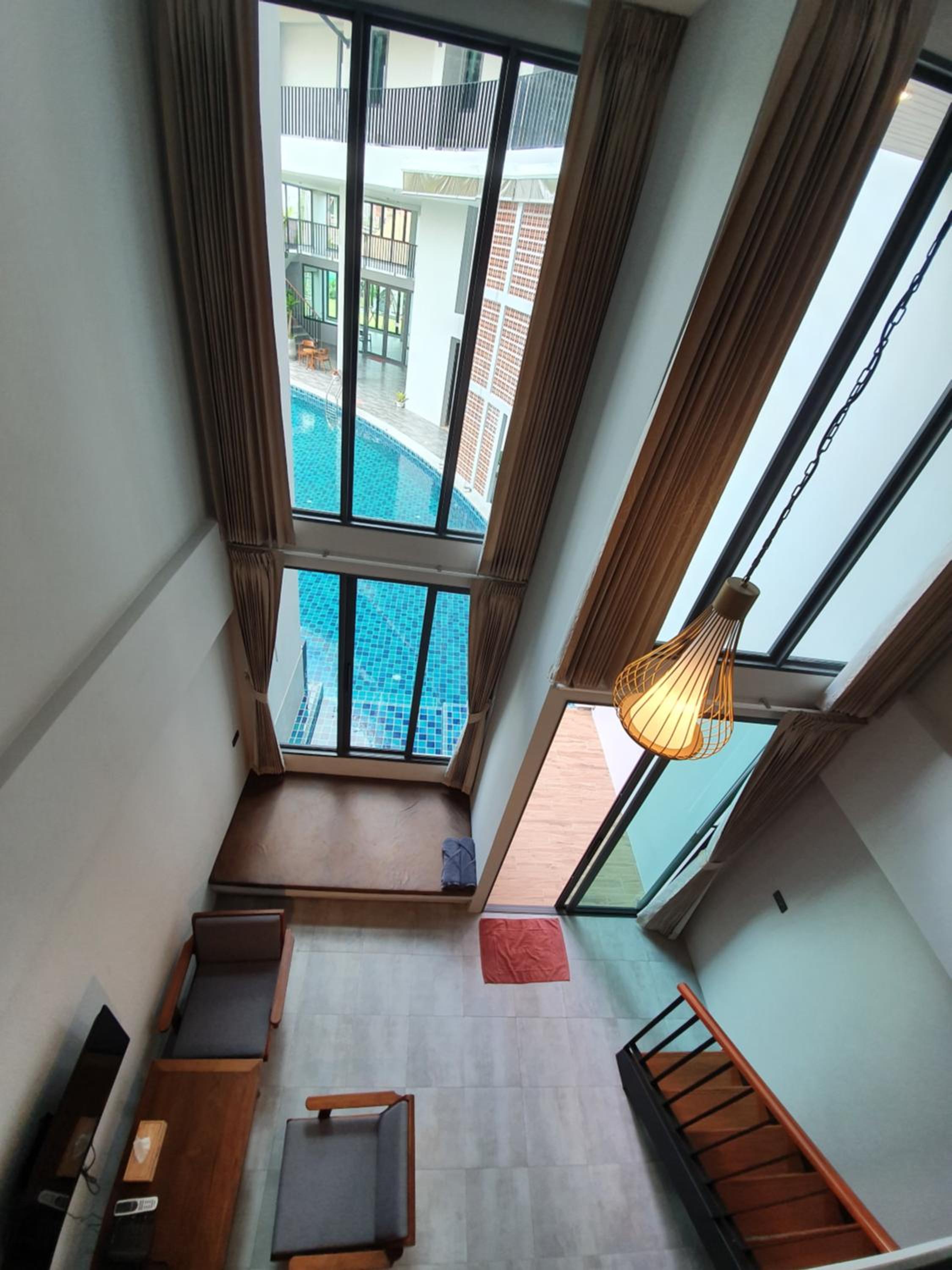 Suite with Pool View - Photo 5