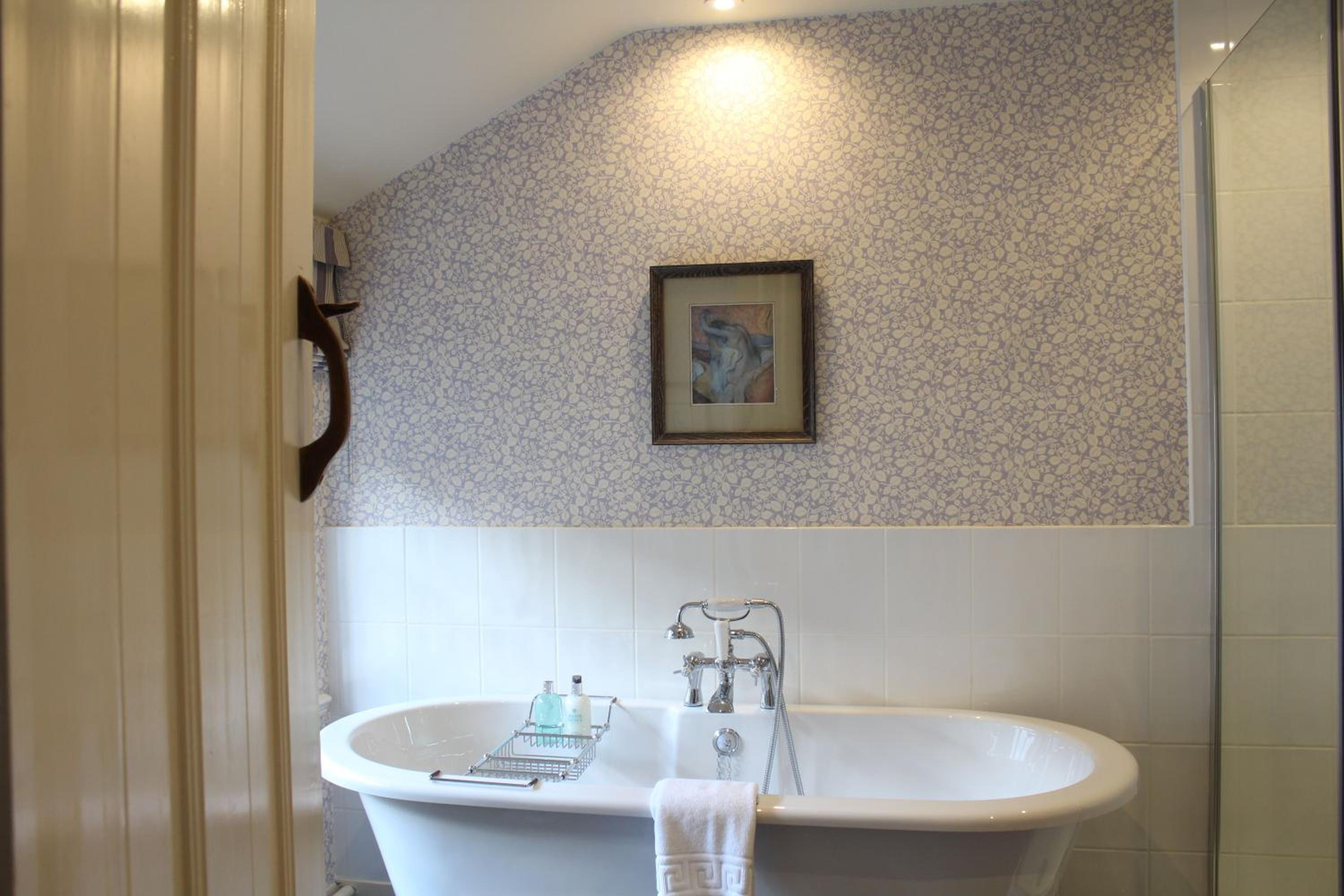 Classic Double or Twin Room - Photo 2