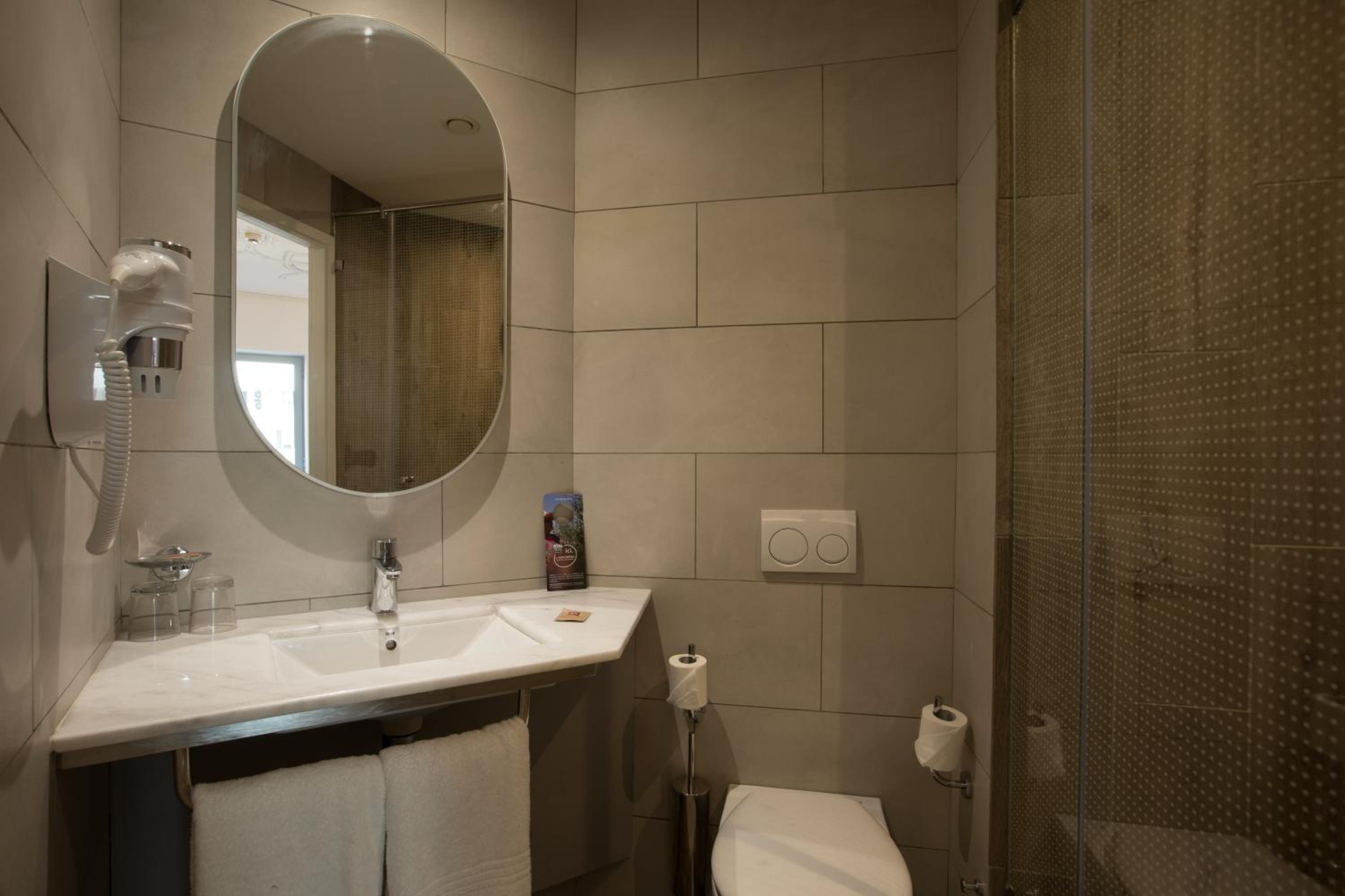  Agora Double Room By Ibis - Photo 10