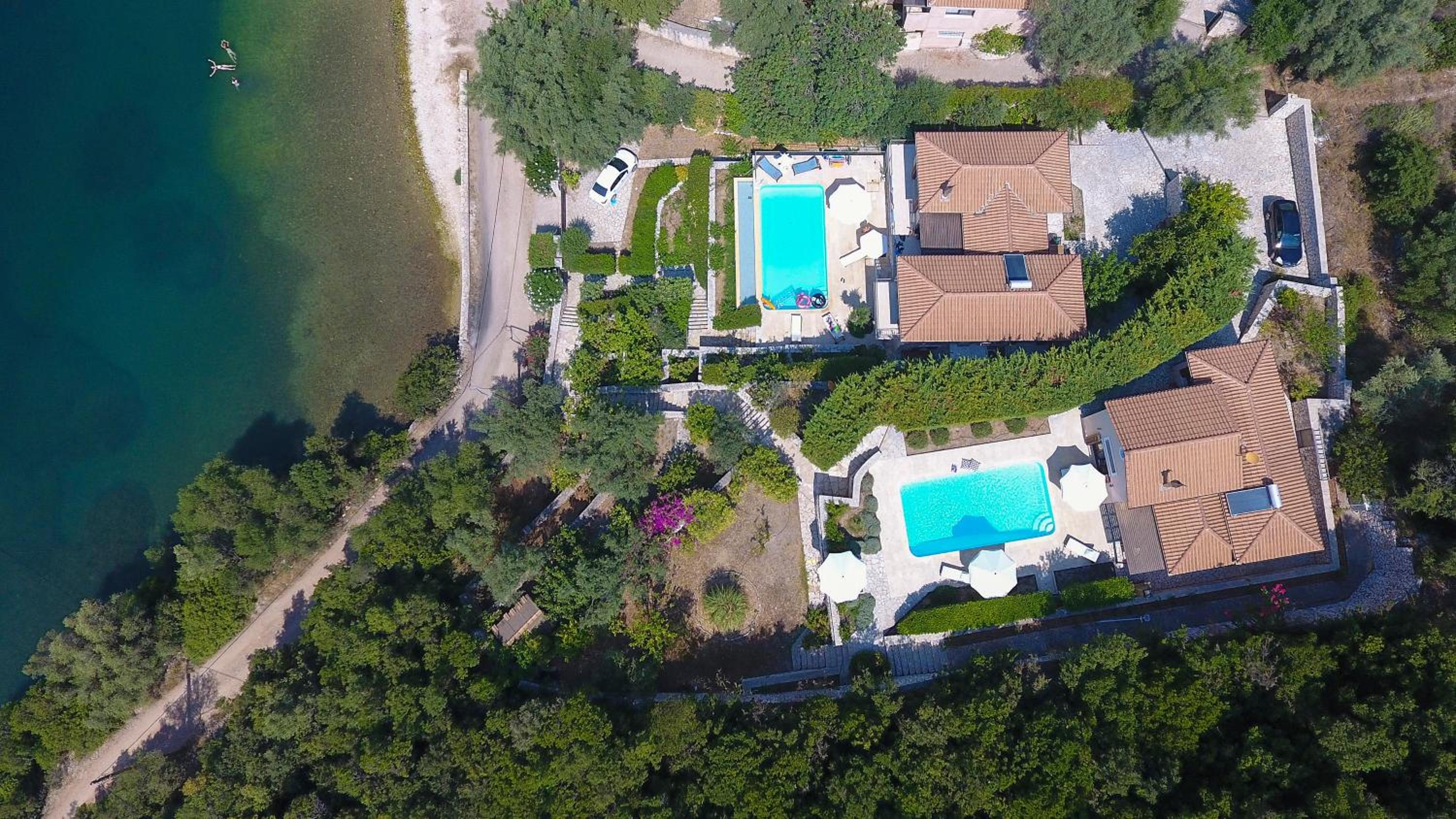 Villa photo 3