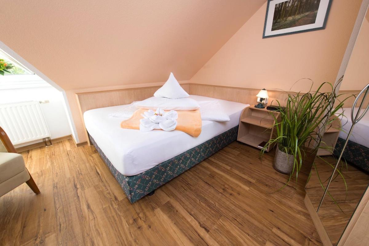 Single Room with Partial Sea View photo 3