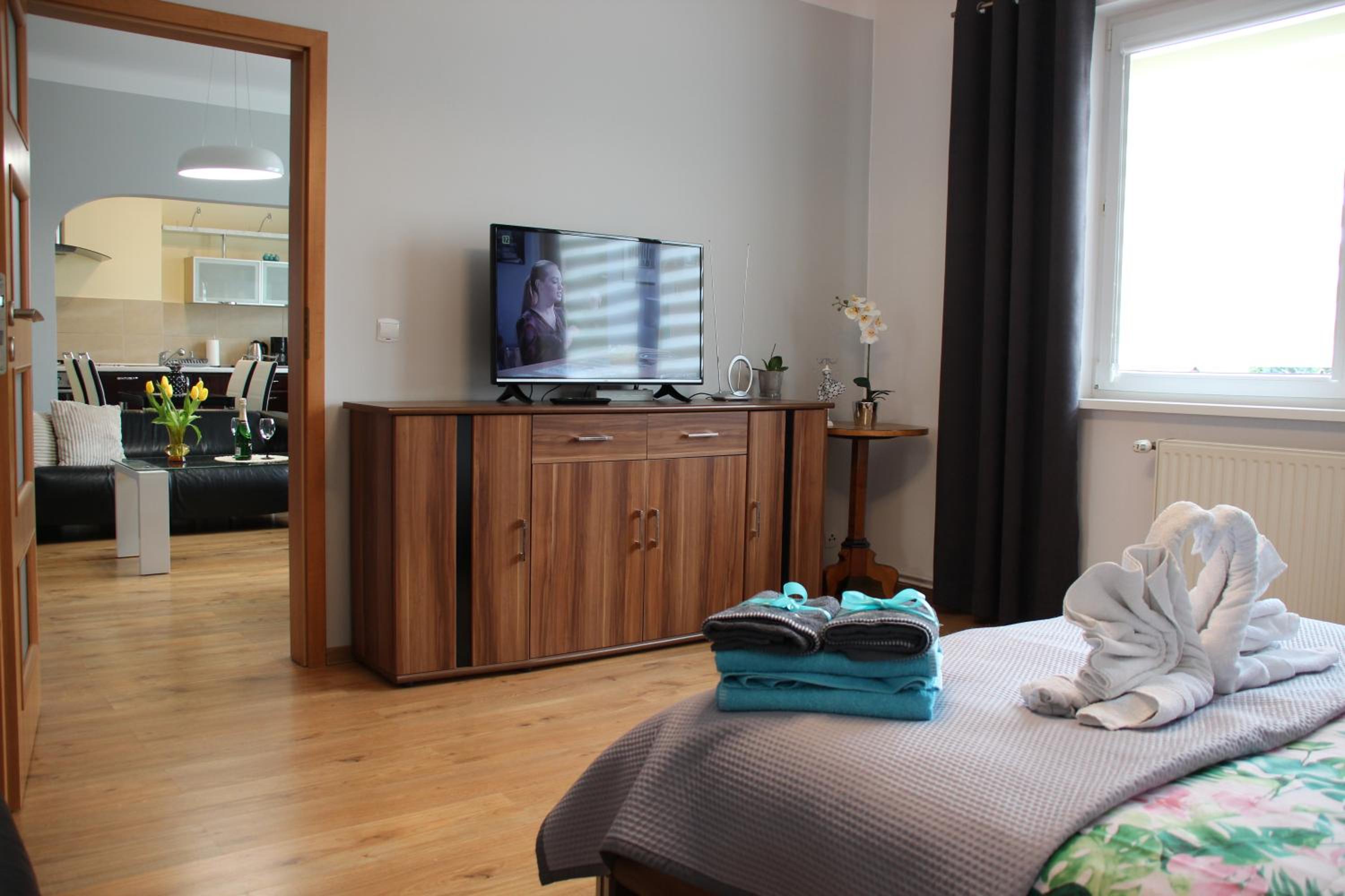 Apartment with Mountain View - Photo 15