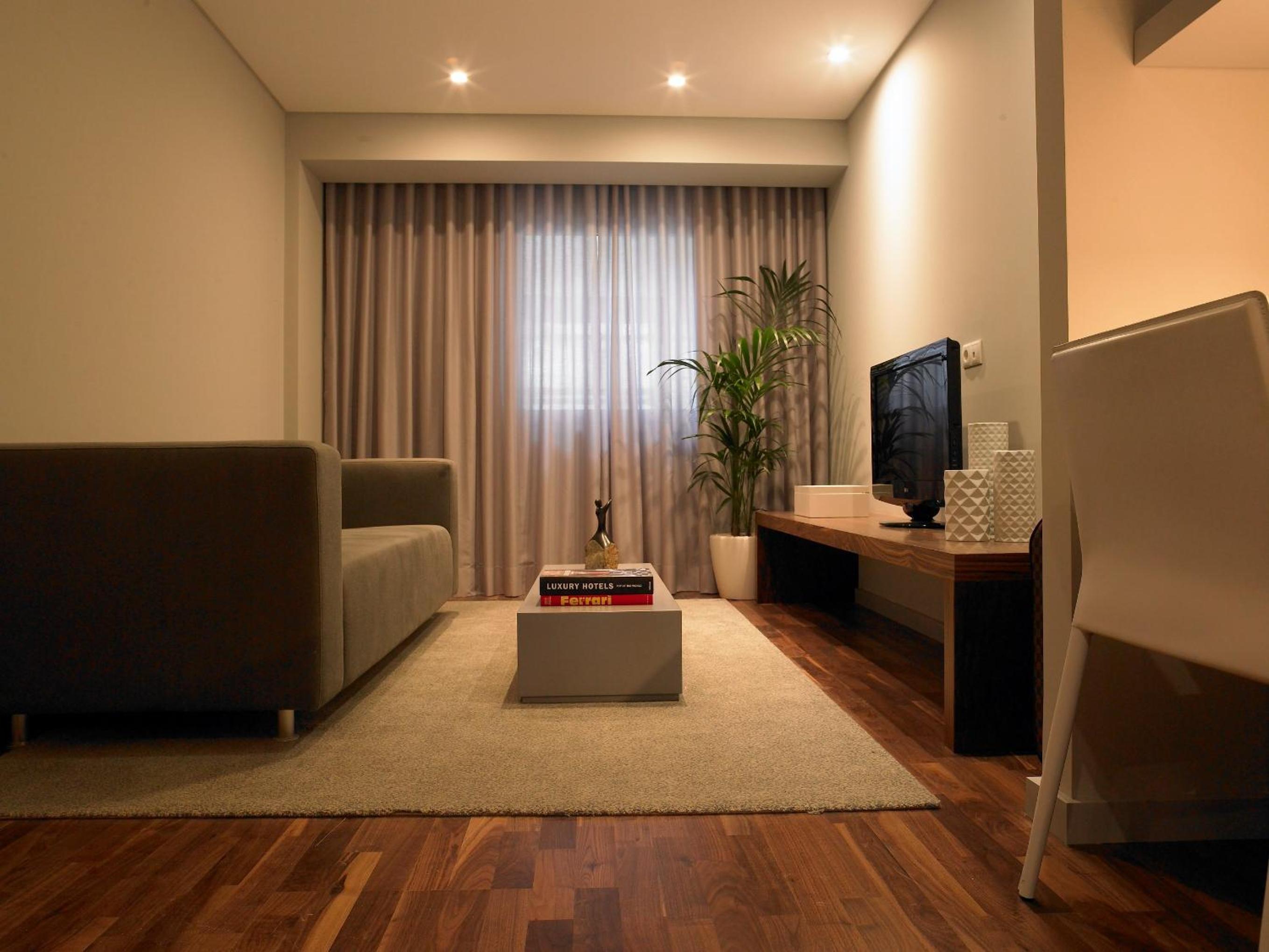 Superior Suite - Photo 3