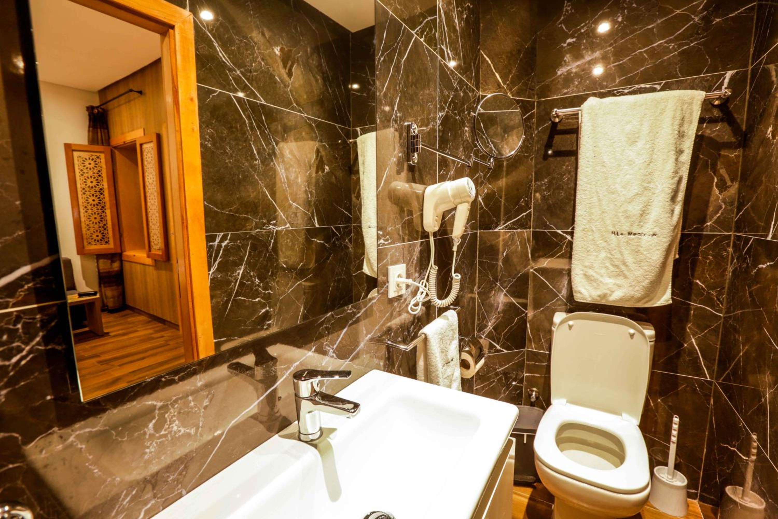 Superior Twin Room photo 3