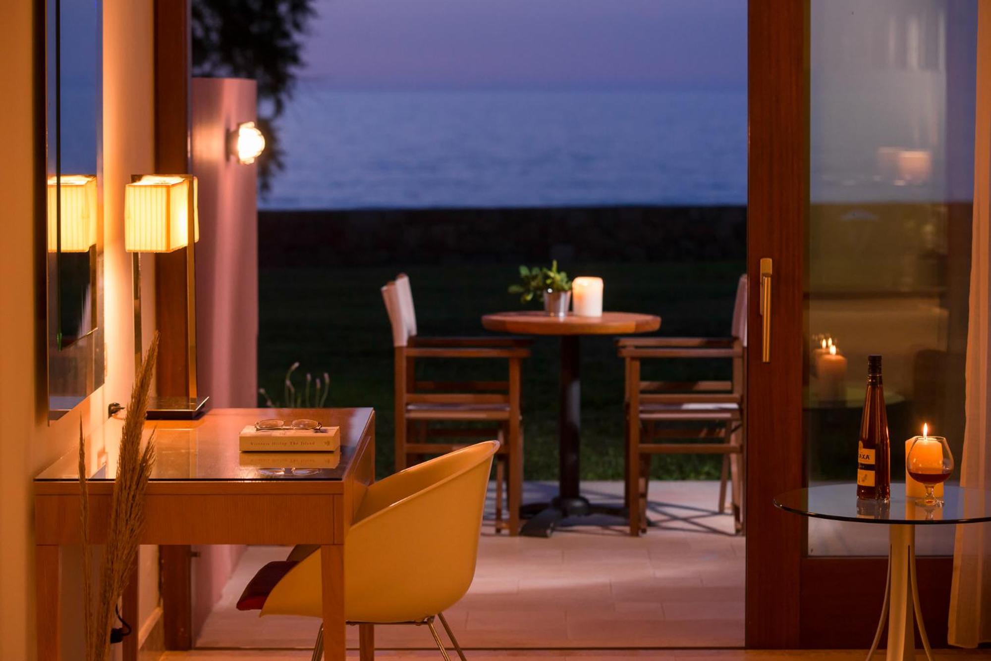 Superior Bungalow Sea Front