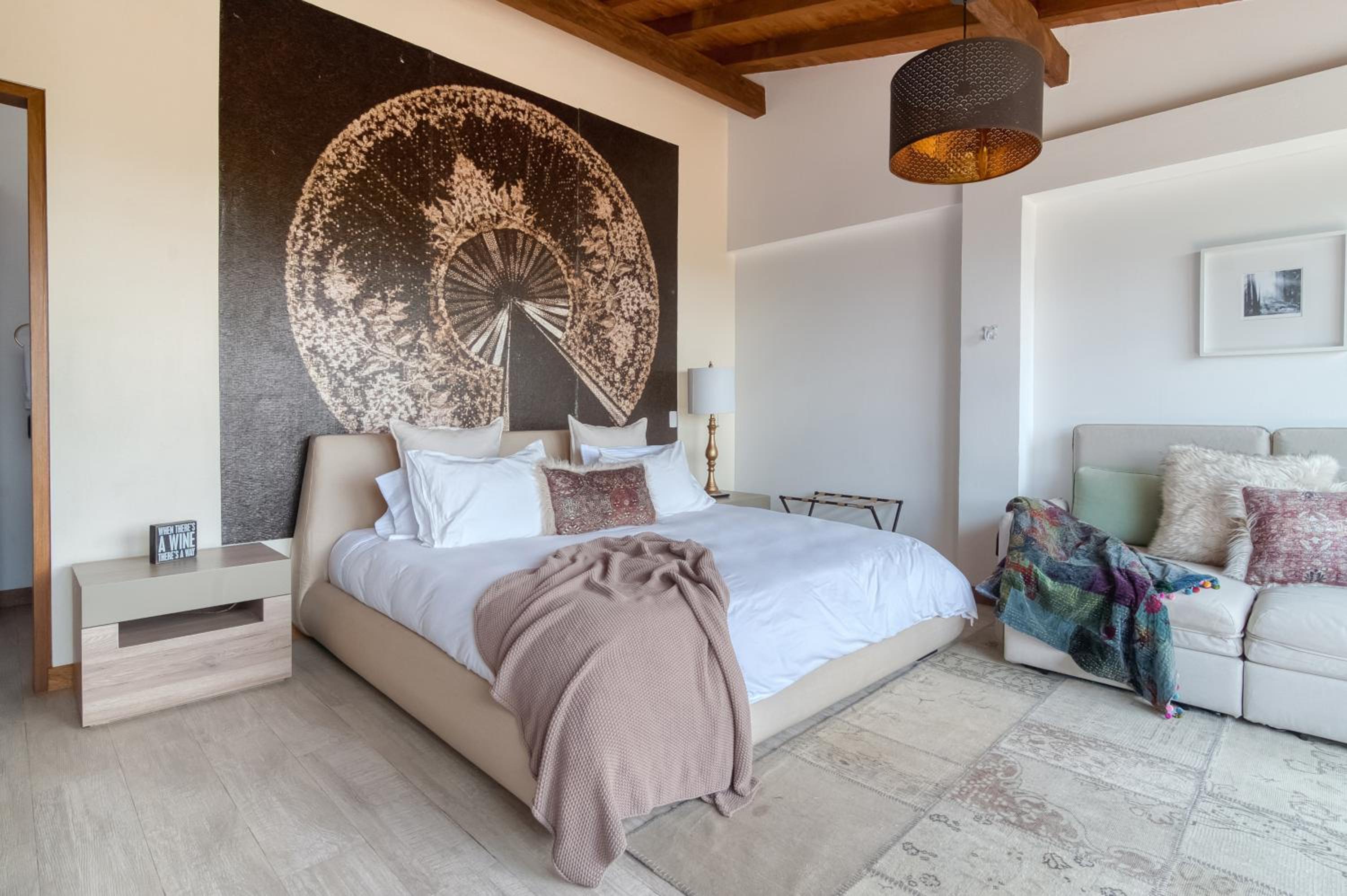 Superior King Suite