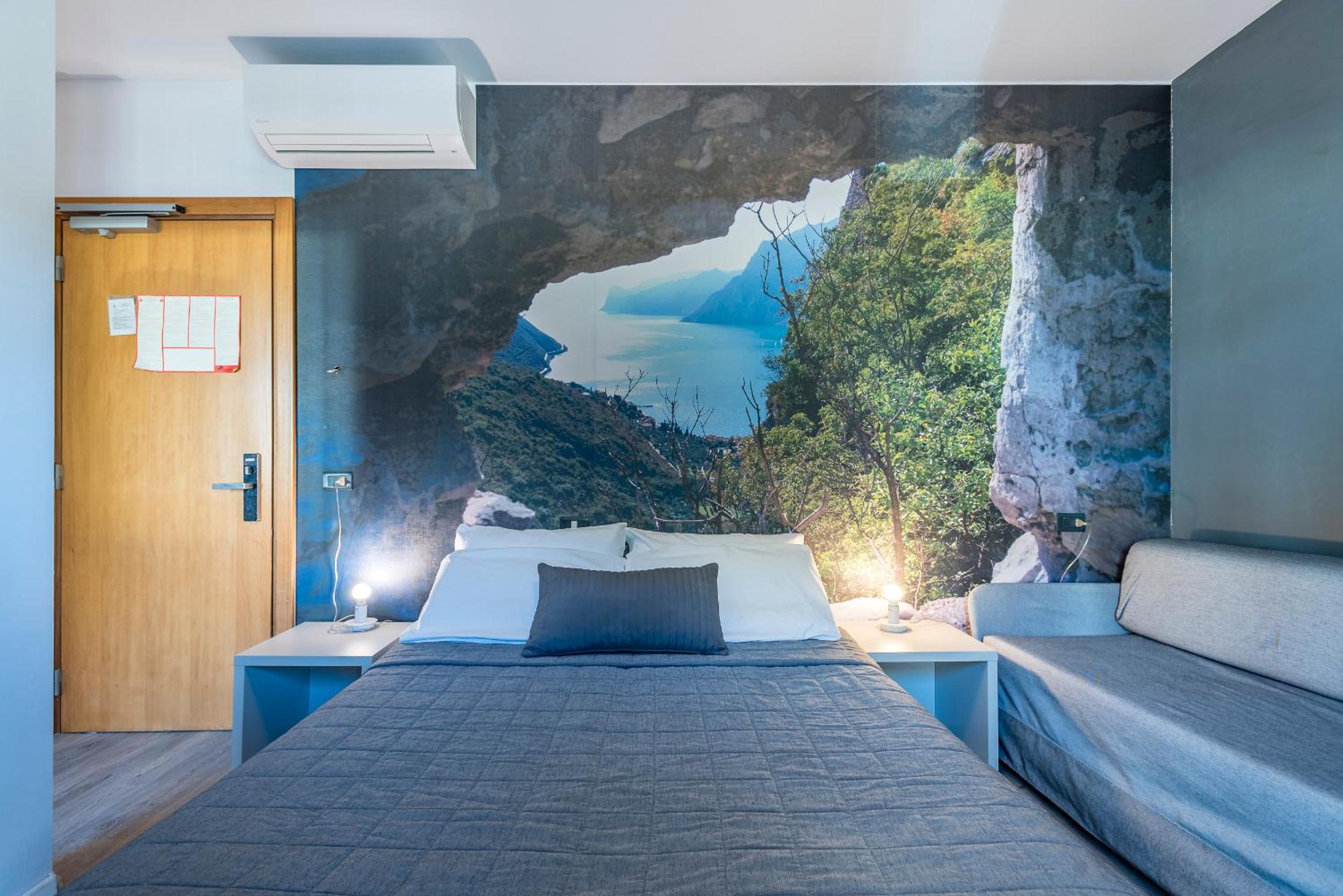 Double or Twin Room photo 2