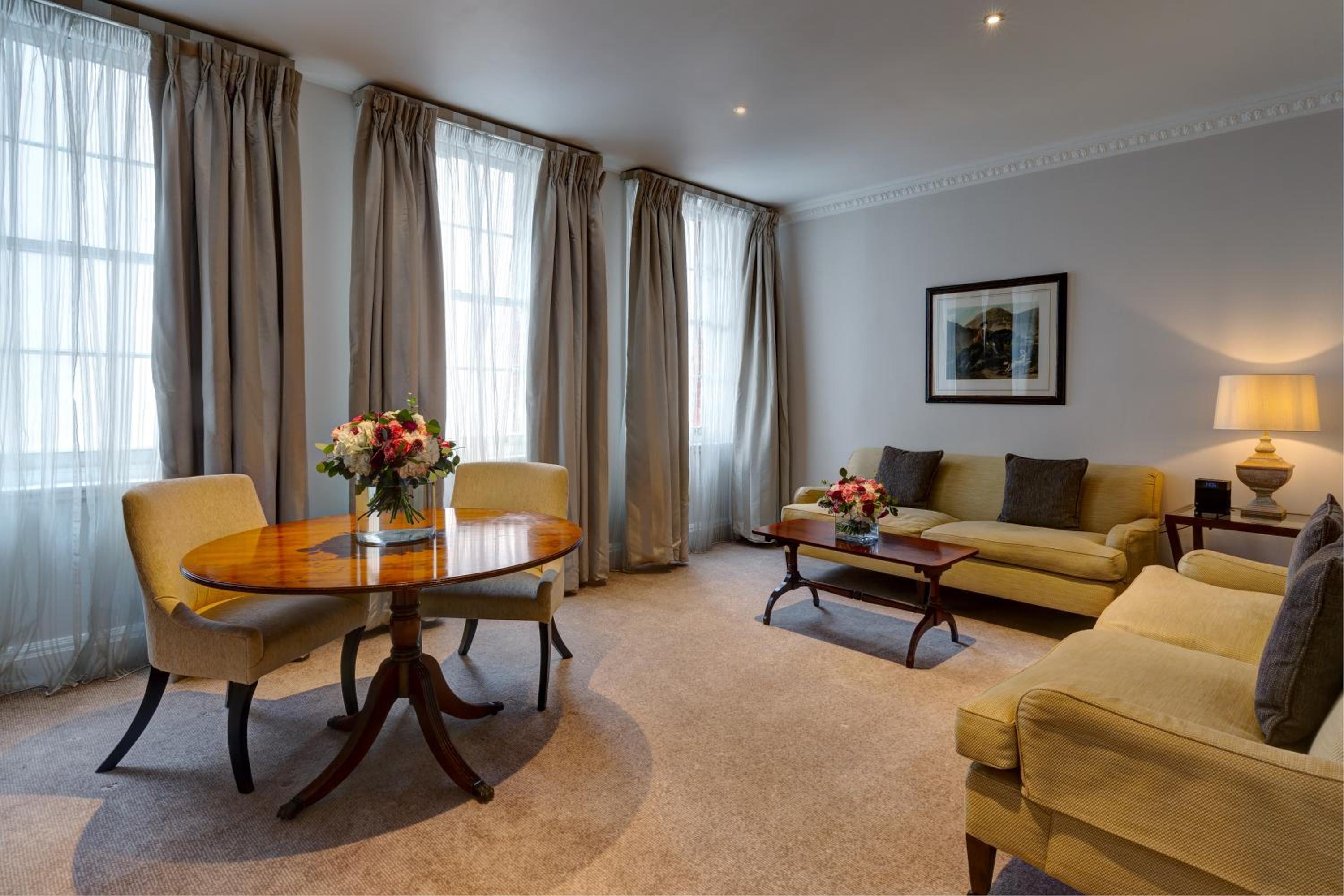 Deluxe Suite photo 1