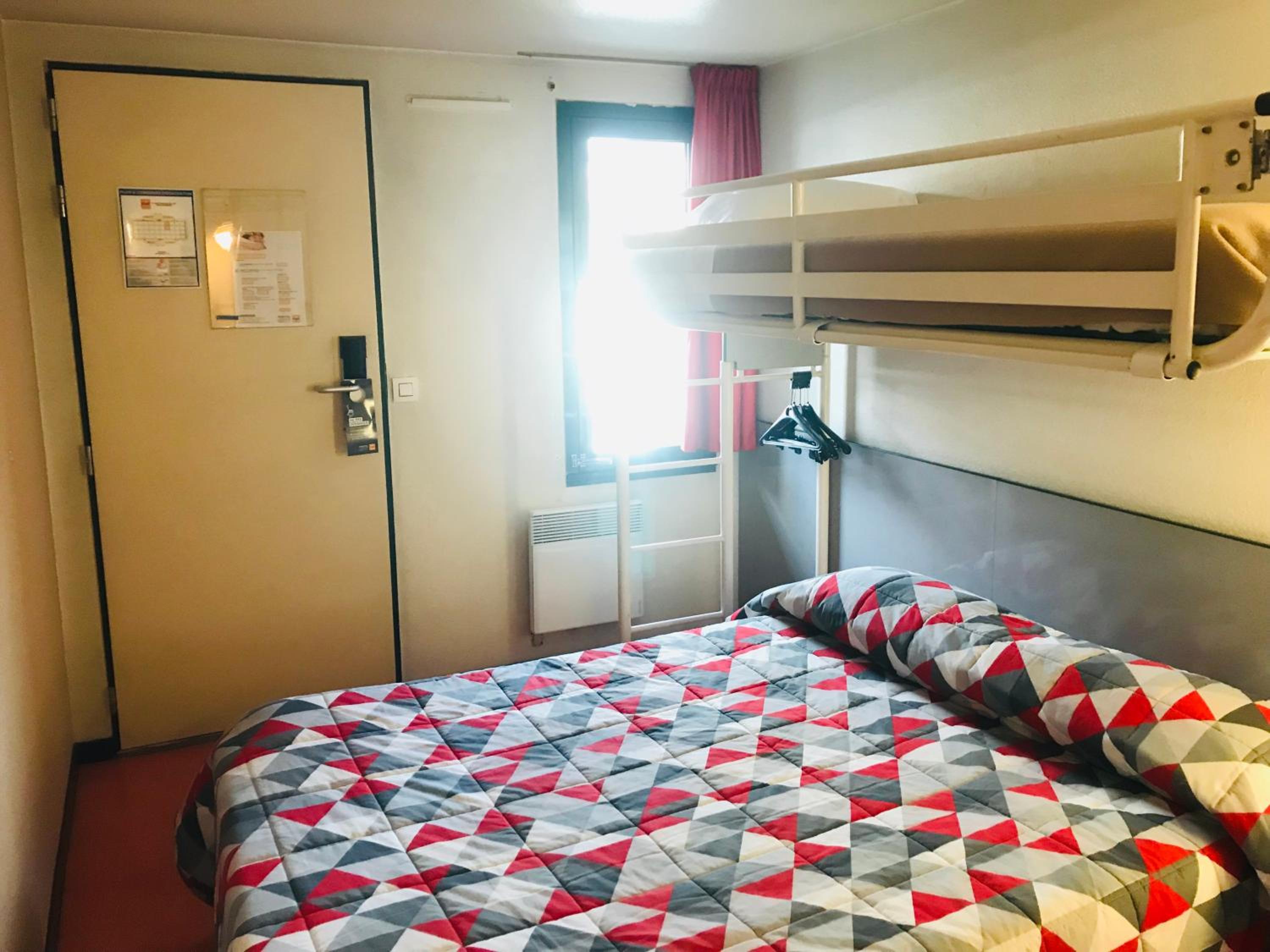 Triple Room - Photo 6