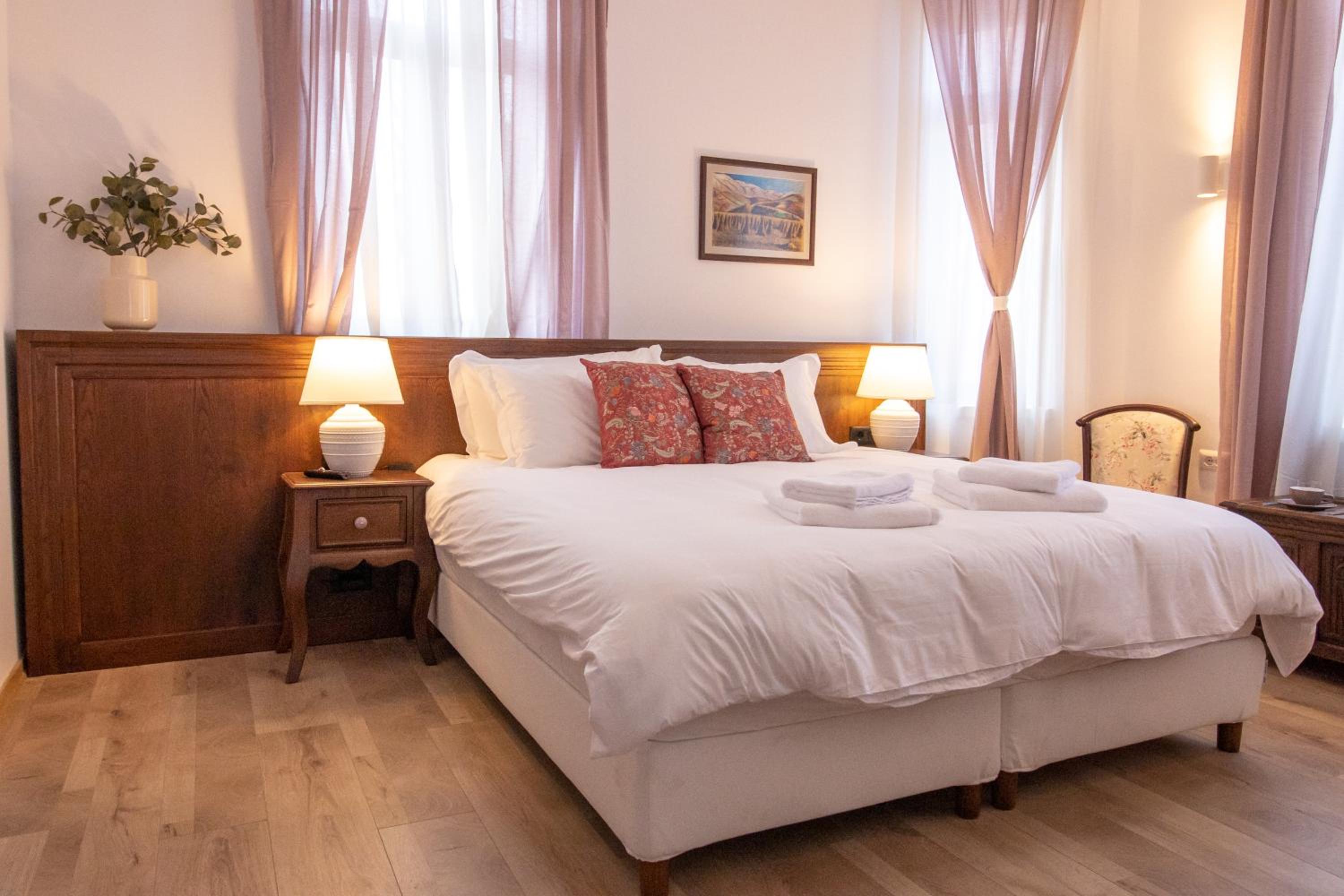 Queen Room with Garden View photo 2