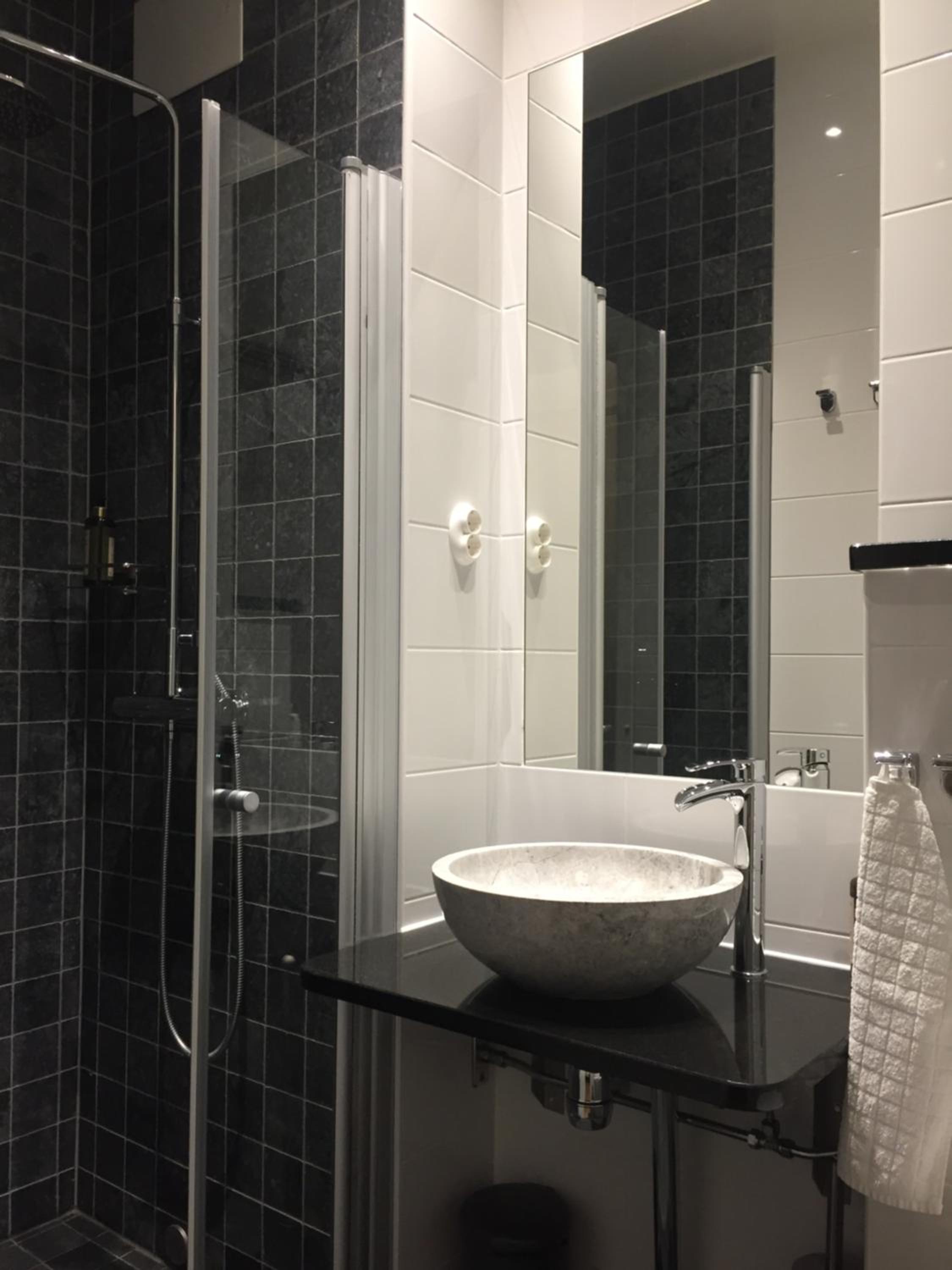 Budget Double/Twin Room  photo 3