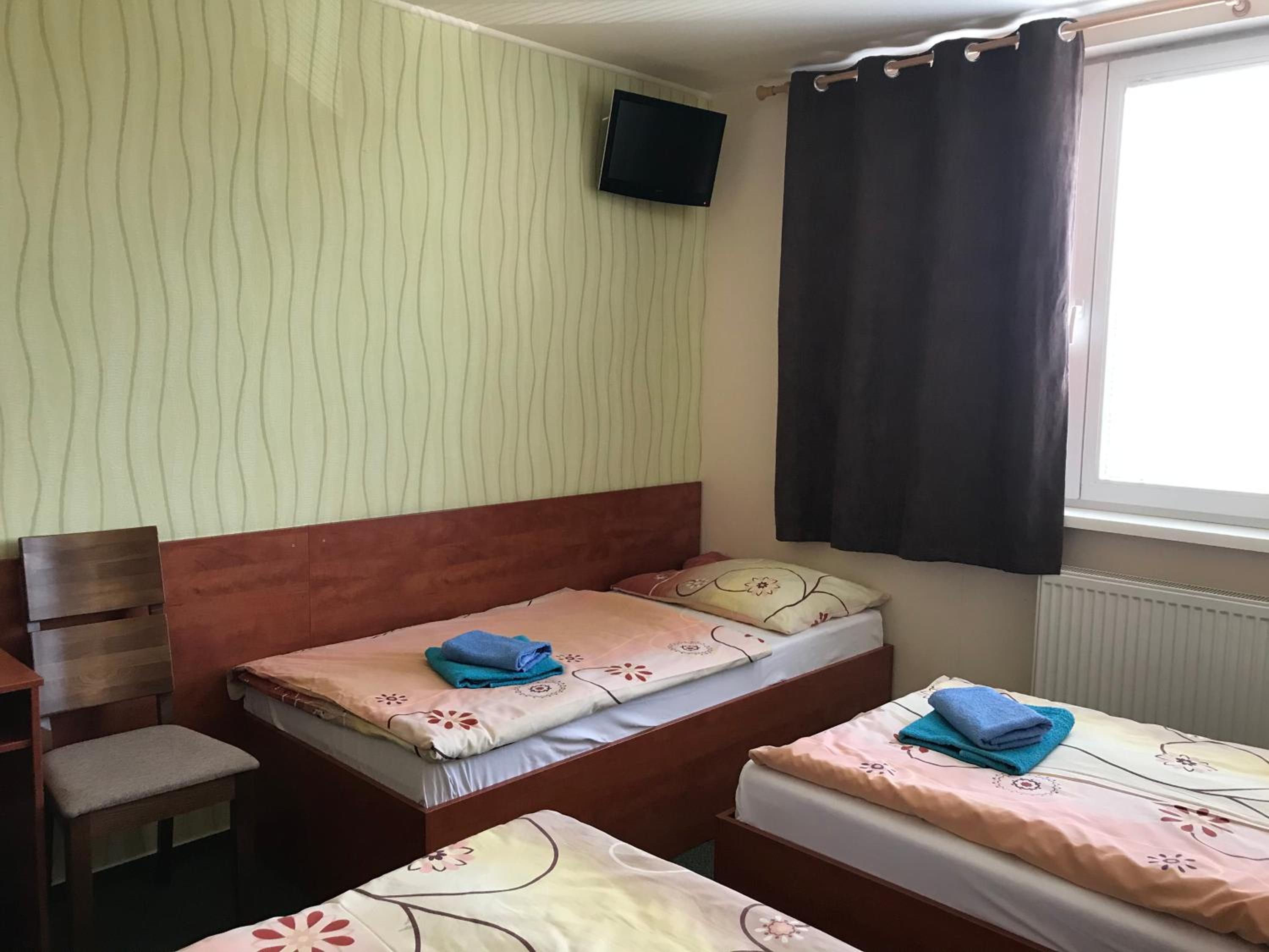 Triple Room with Private Bathroom photo 1